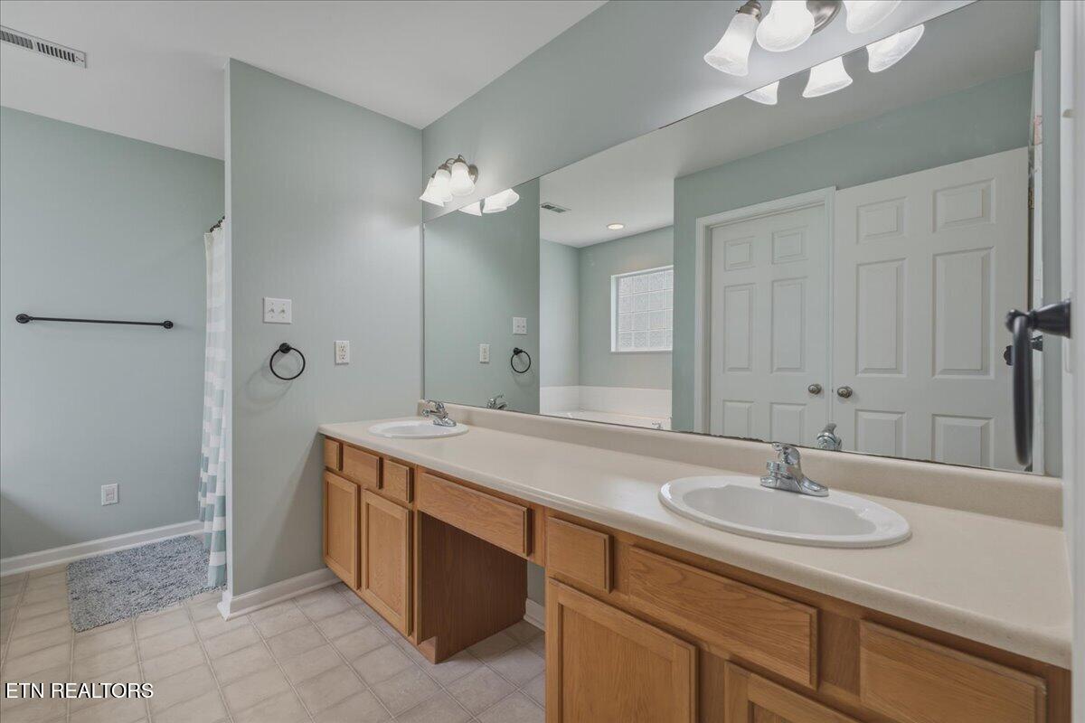 1227 Elsborn Ridge Road Maryville TN 37801