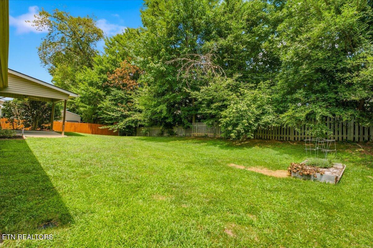 1227 Elsborn Ridge Road Maryville TN 37801