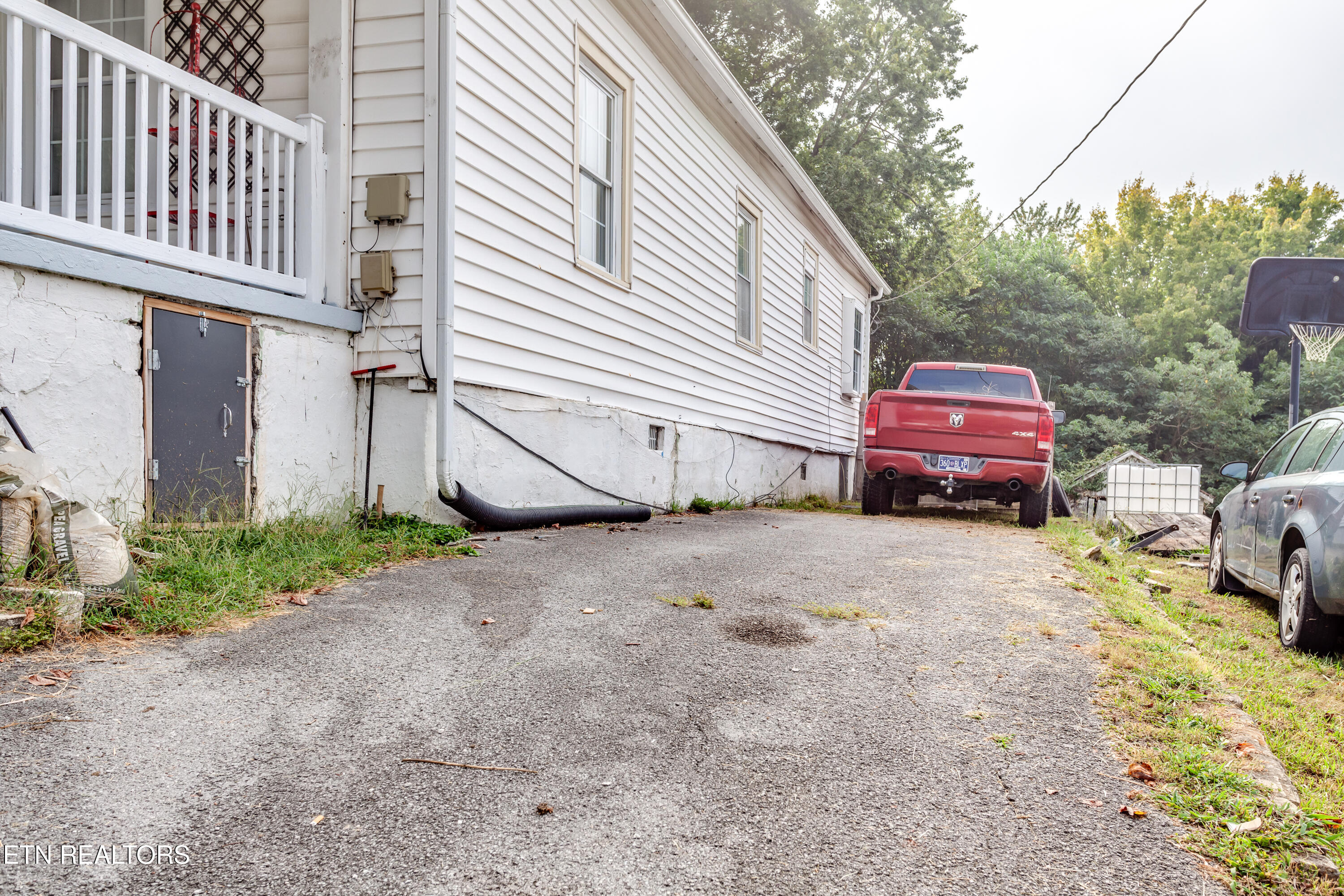 506 E Prospect Street Lafollette TN 37766