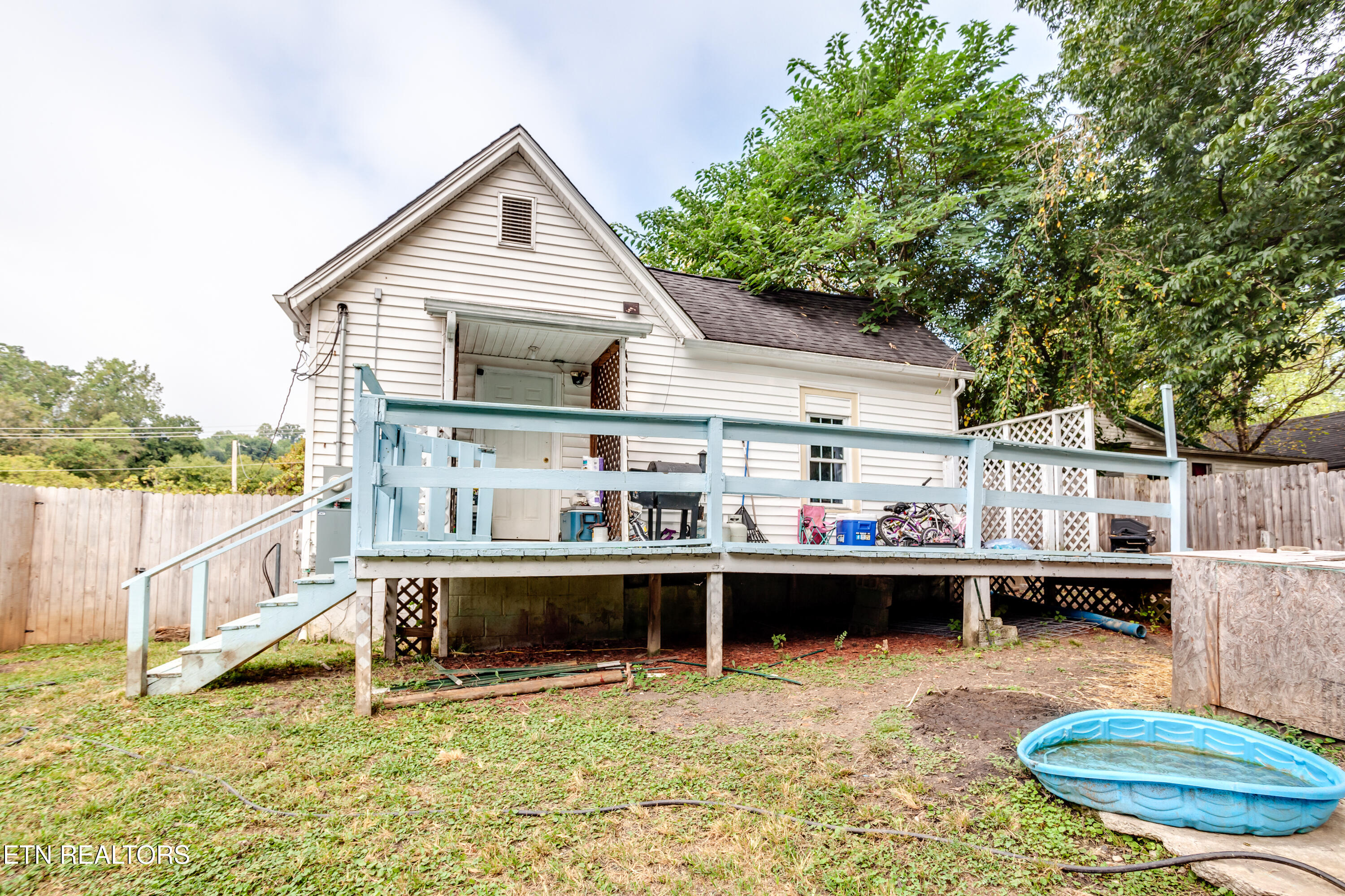 506 E Prospect Street Lafollette TN 37766