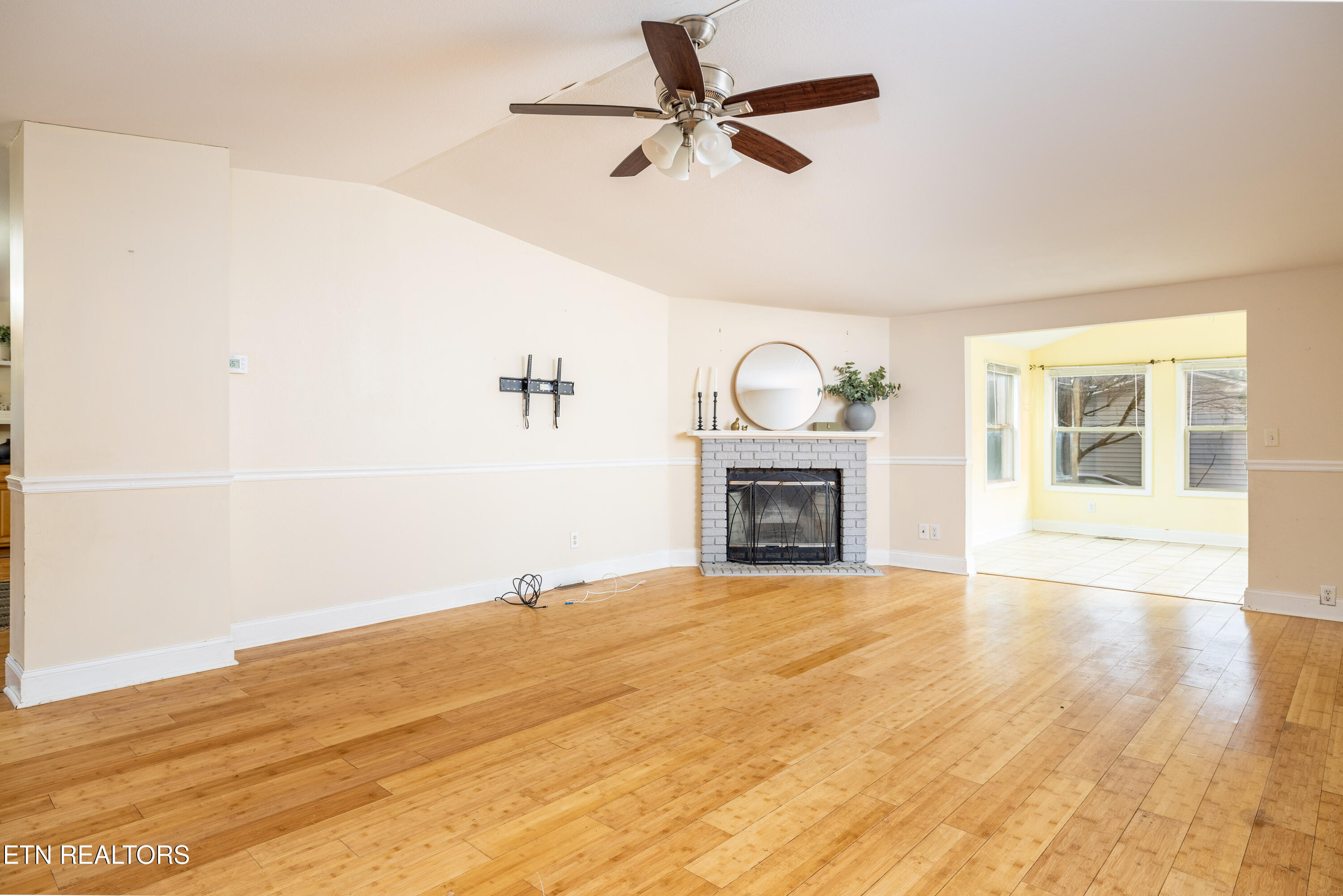 298 Lovin Farm Road Vonore TN 37885