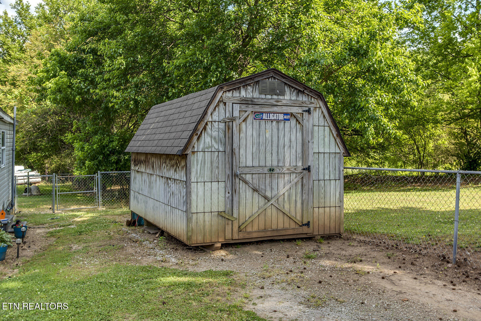 707 Vine Avenue Rockwood TN 37854