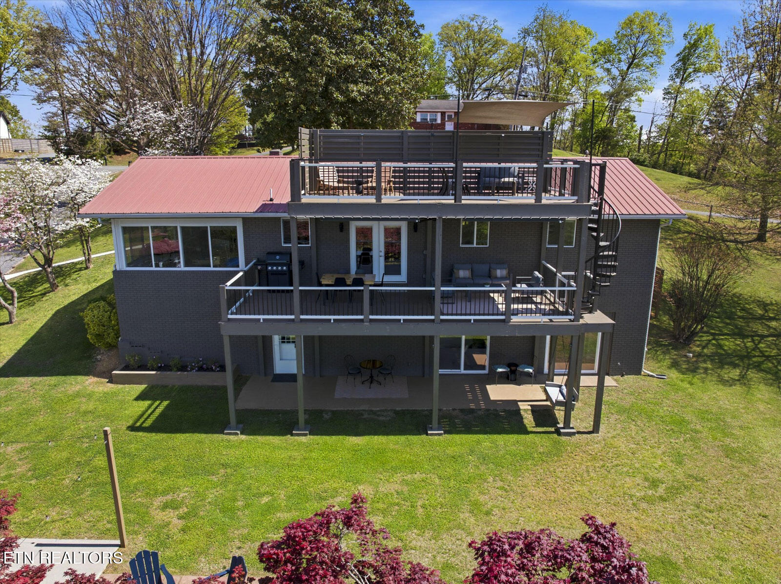 1845 Bouldercrest Drive Dandridge TN 37725
