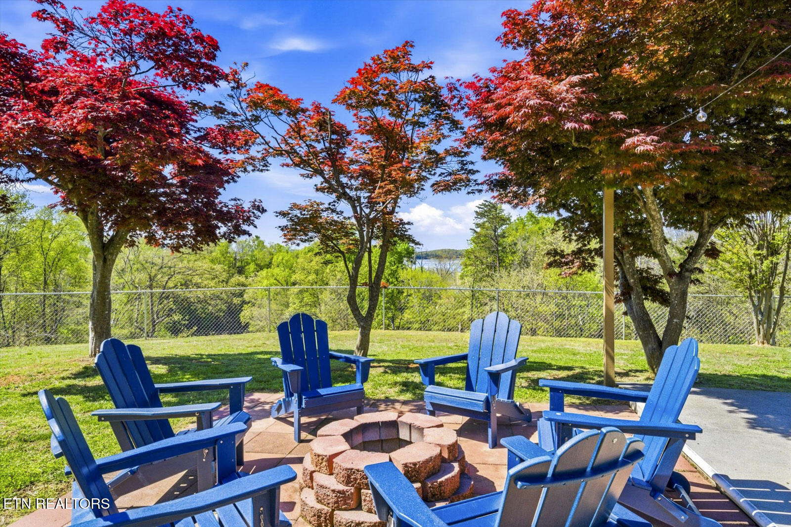 1845 Bouldercrest Drive Dandridge TN 37725