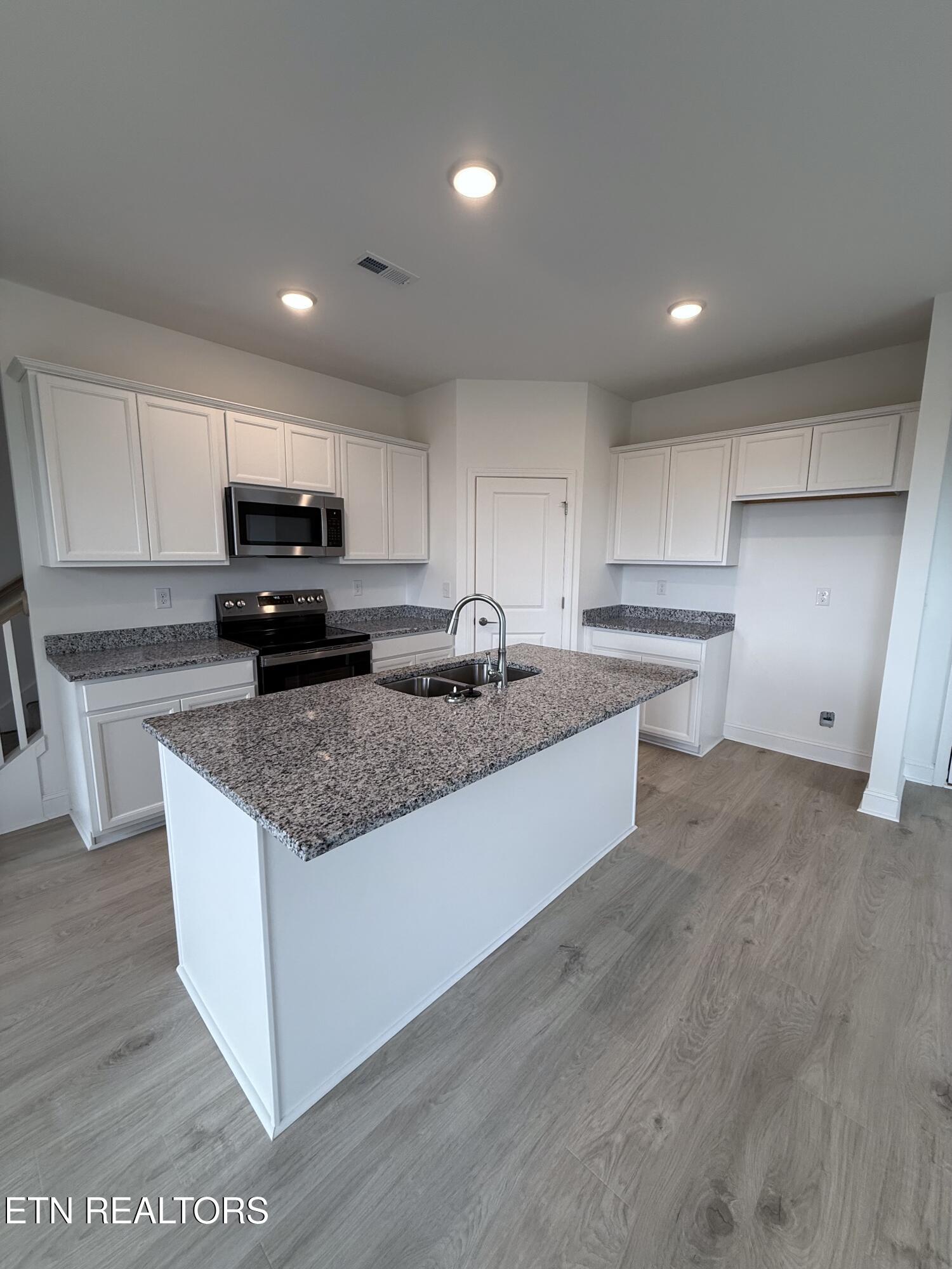 8704 Chapman Trace Way Knoxville TN 37920