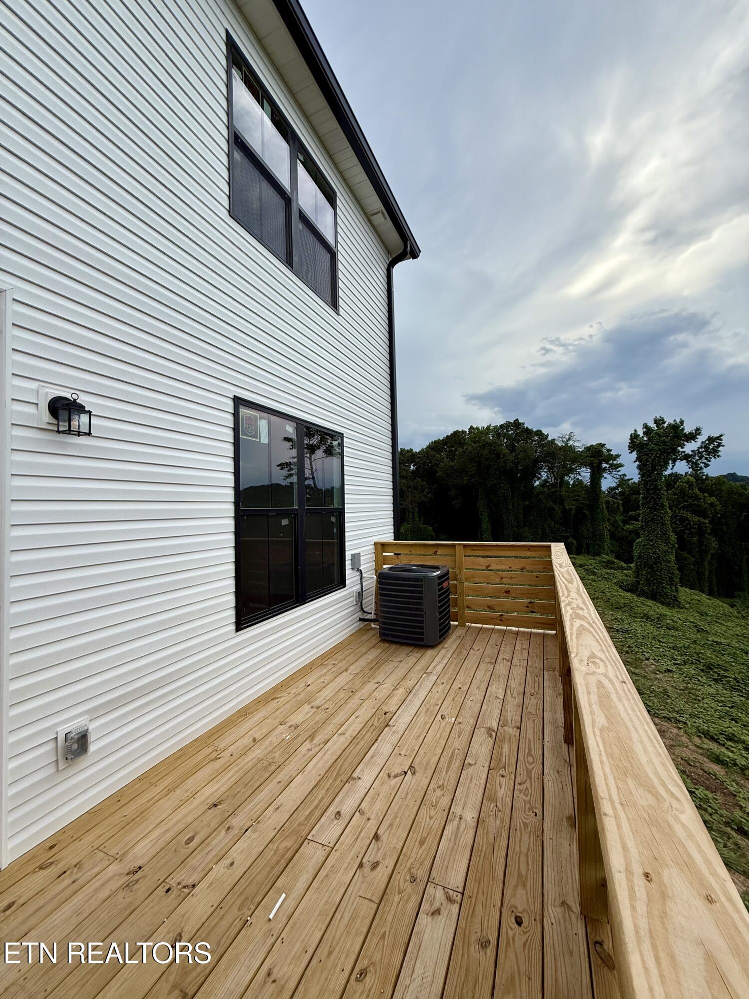 8704 Chapman Trace Way Knoxville TN 37920