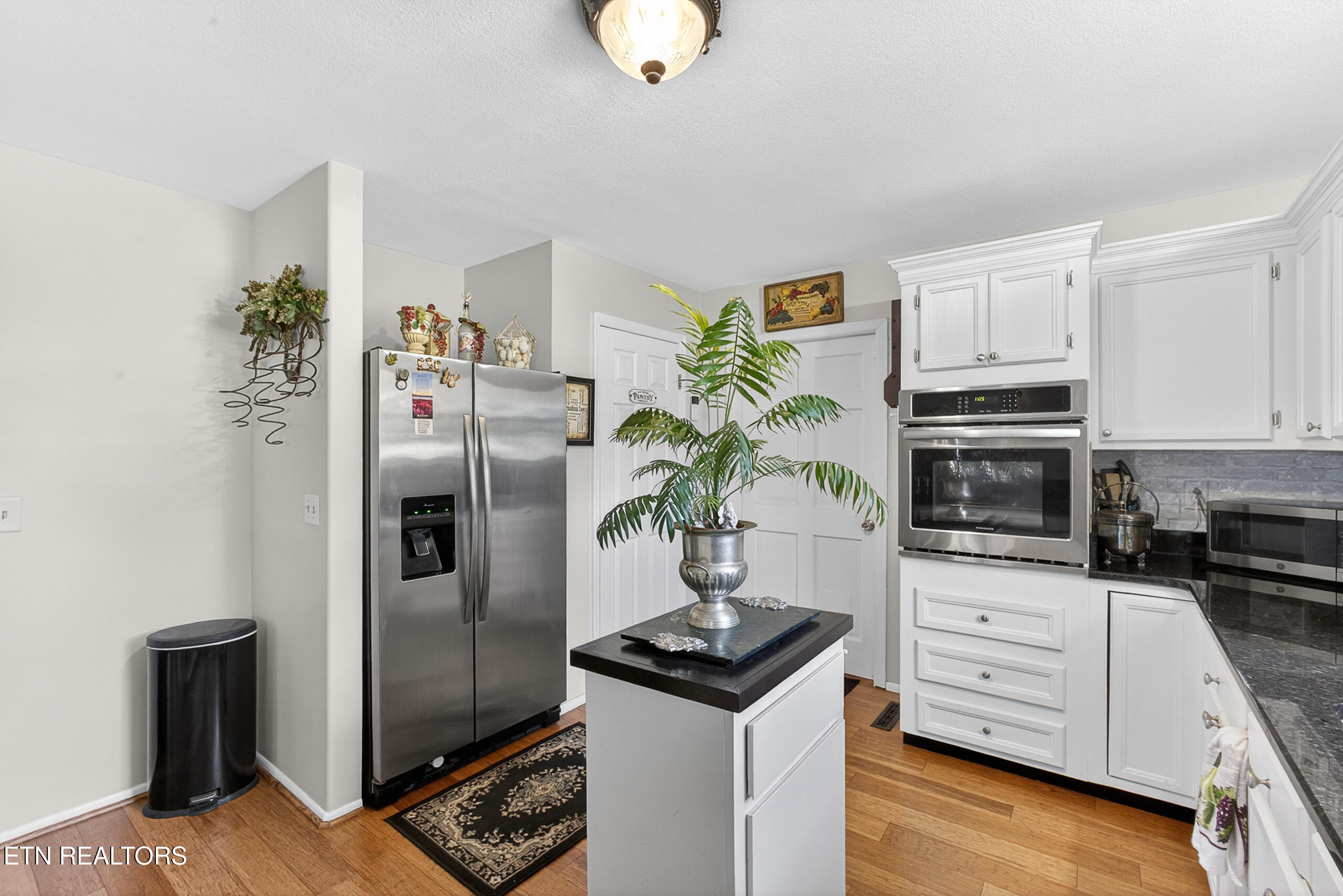 1031 Montcrest Drive Lenoir City TN 37771