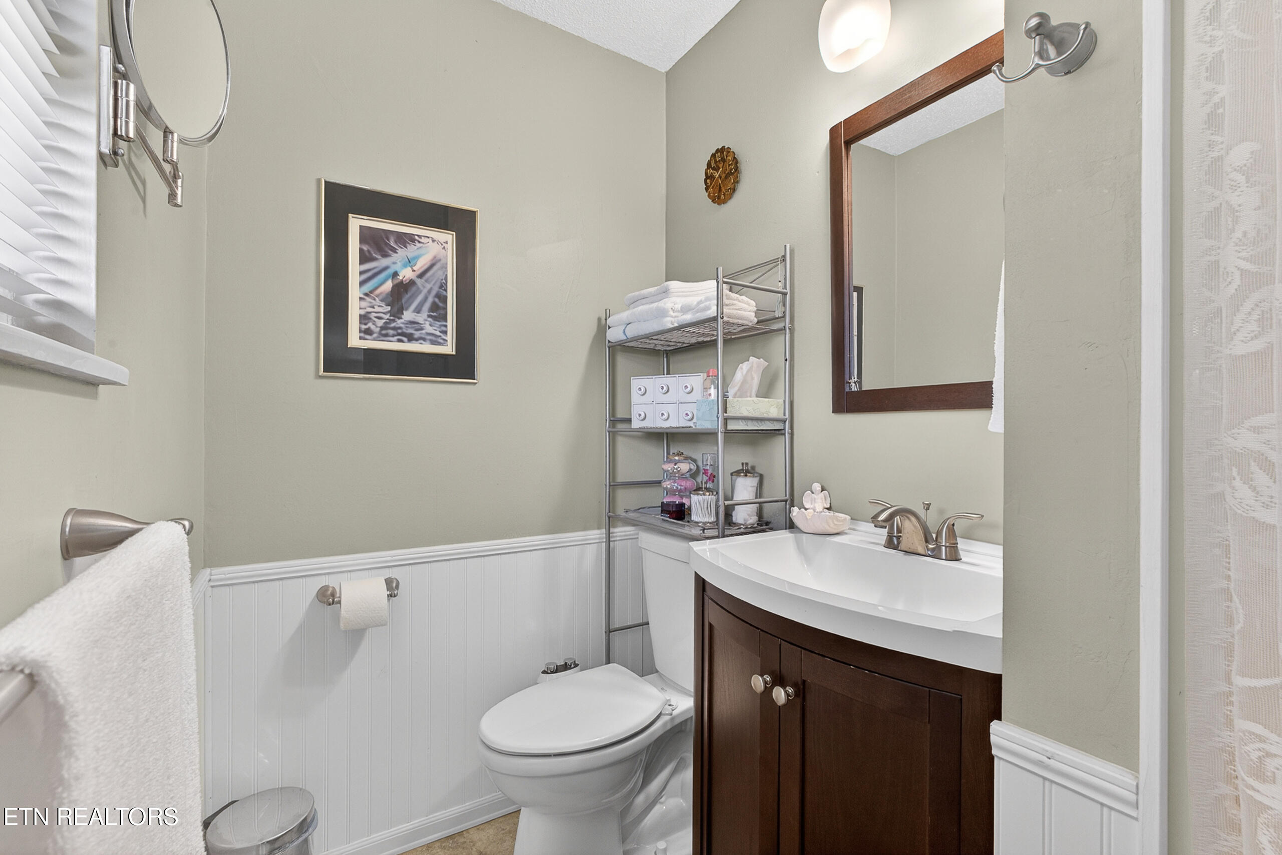 1031 Montcrest Drive Lenoir City TN 37771