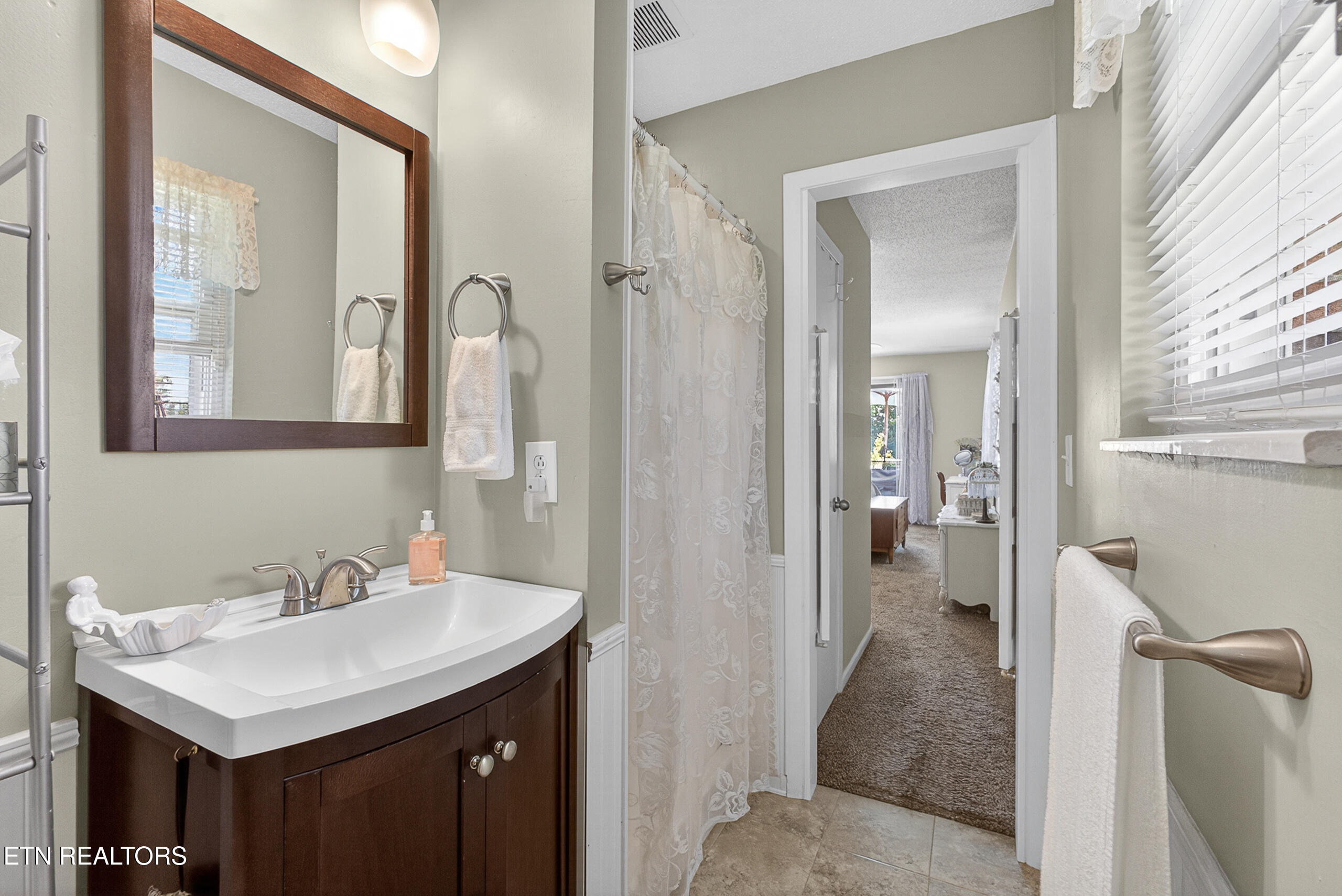 1031 Montcrest Drive Lenoir City TN 37771