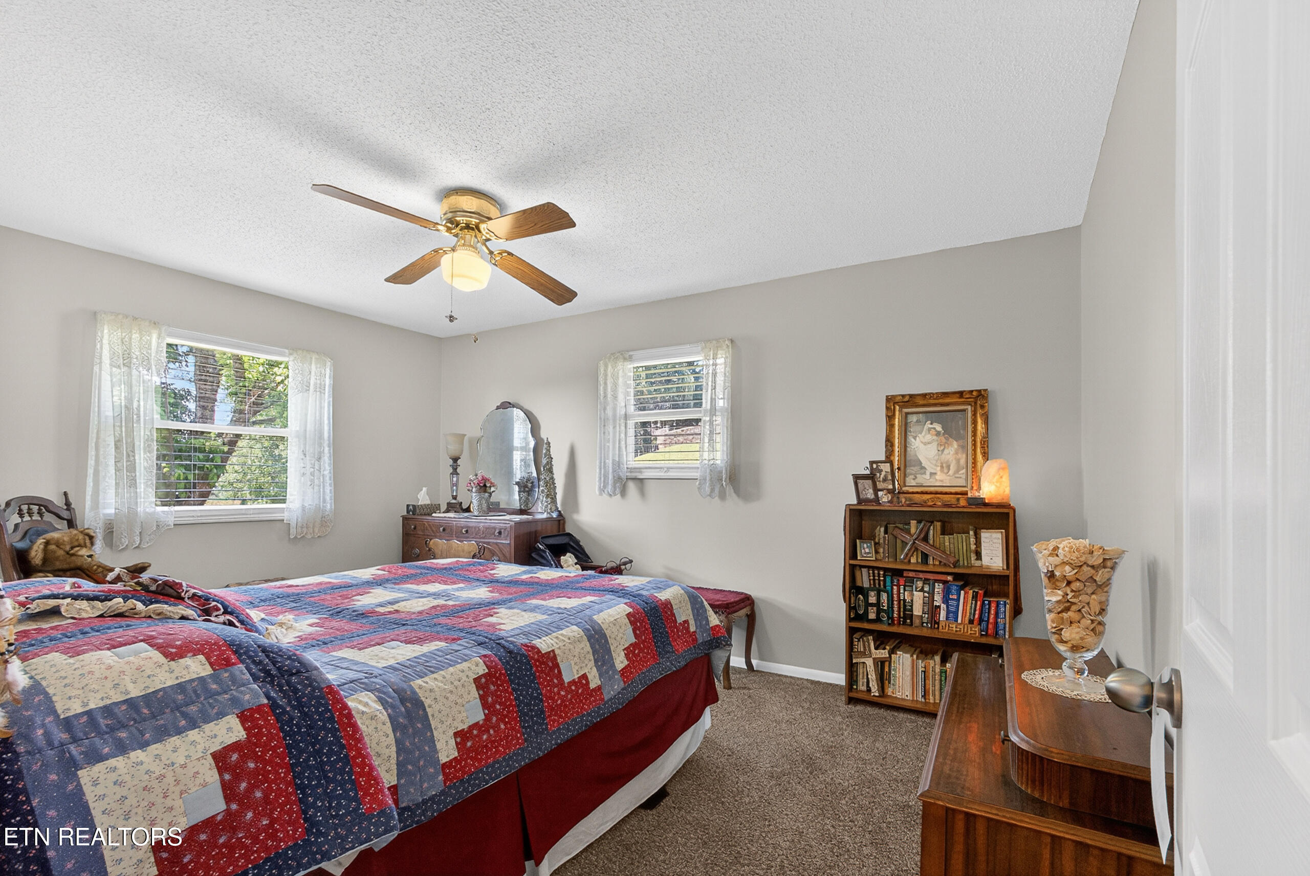 1031 Montcrest Drive Lenoir City TN 37771