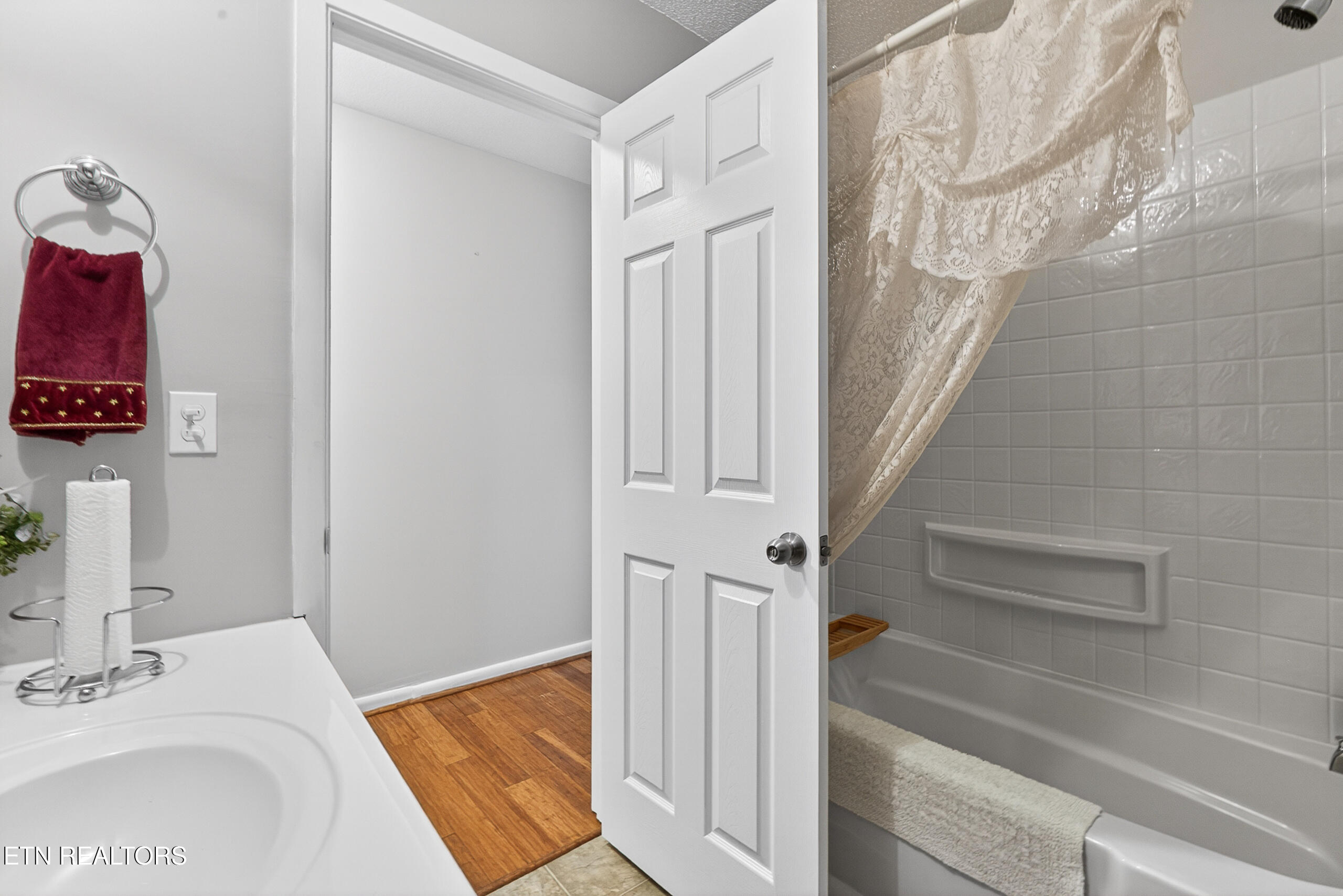 1031 Montcrest Drive Lenoir City TN 37771