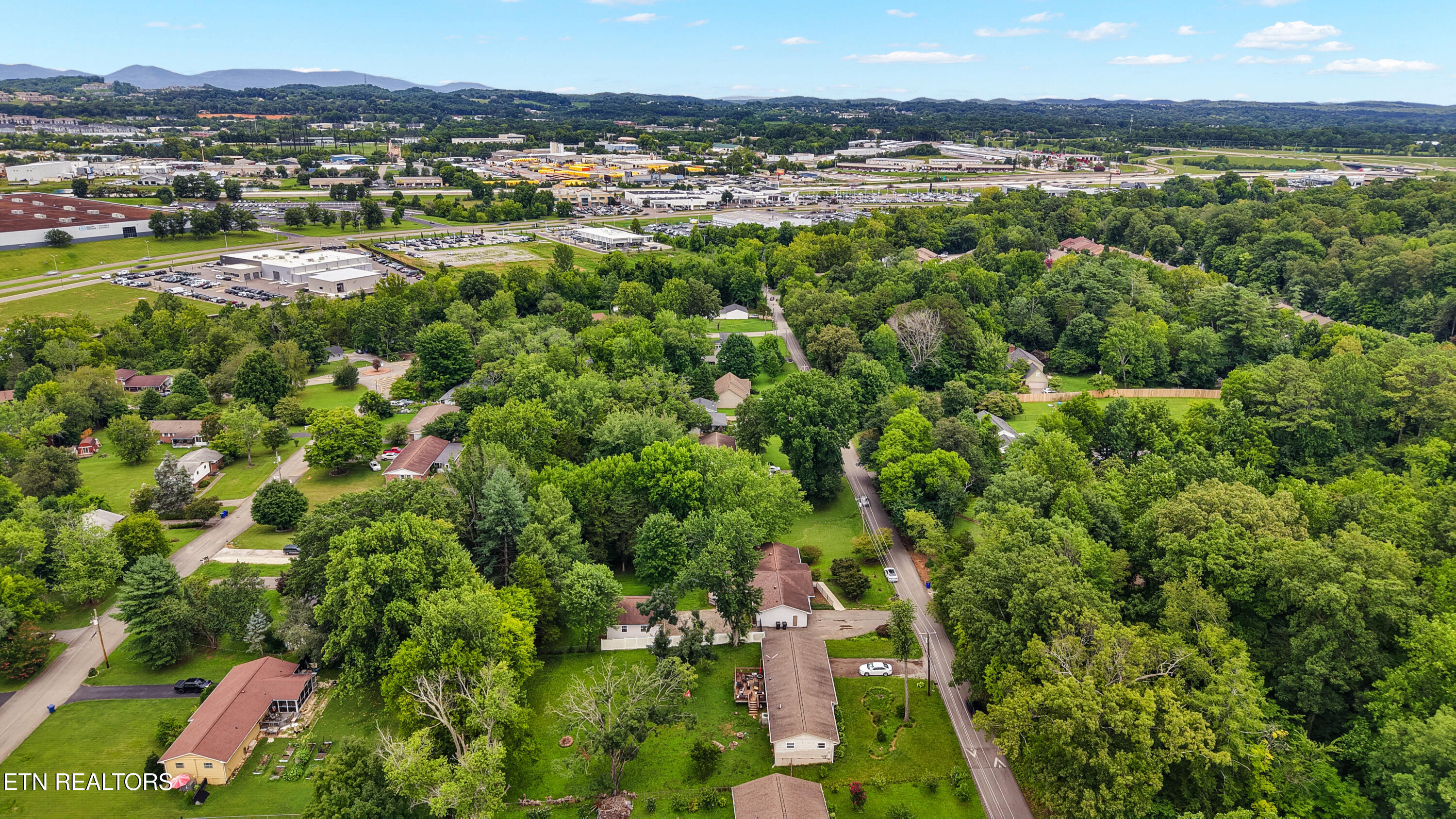 217 Wakefield Road Knoxville TN 37922