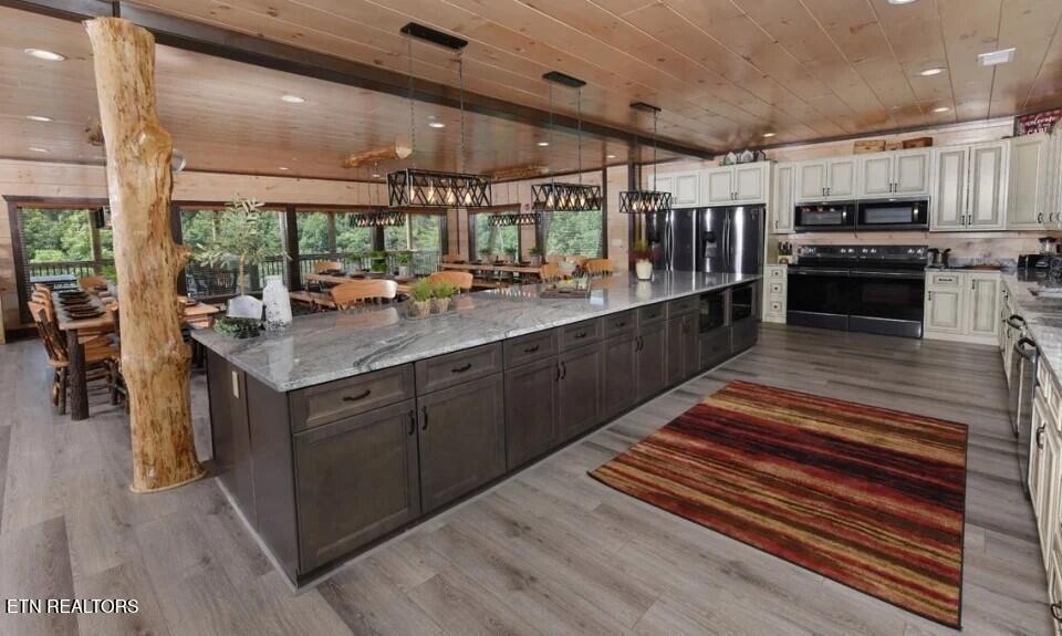 1481 Sleepy Valley Lane Sevierville TN 37876