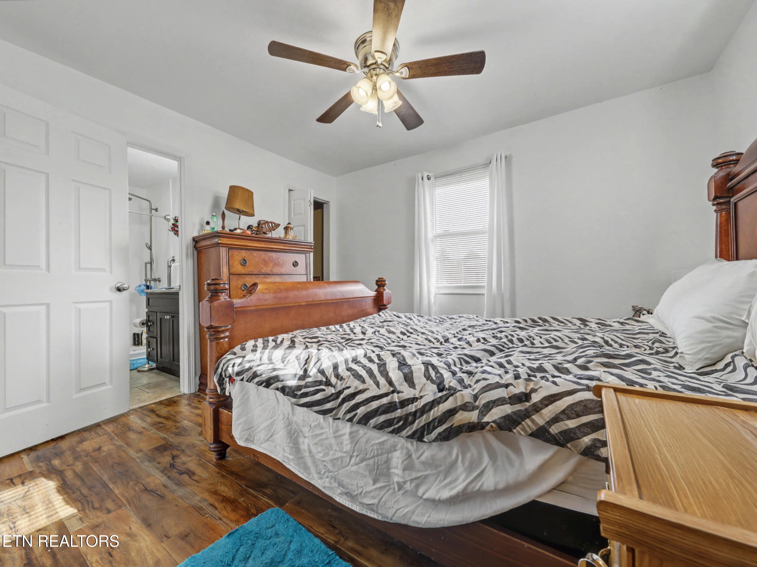 232 Farris Circle Lafollette TN 37766