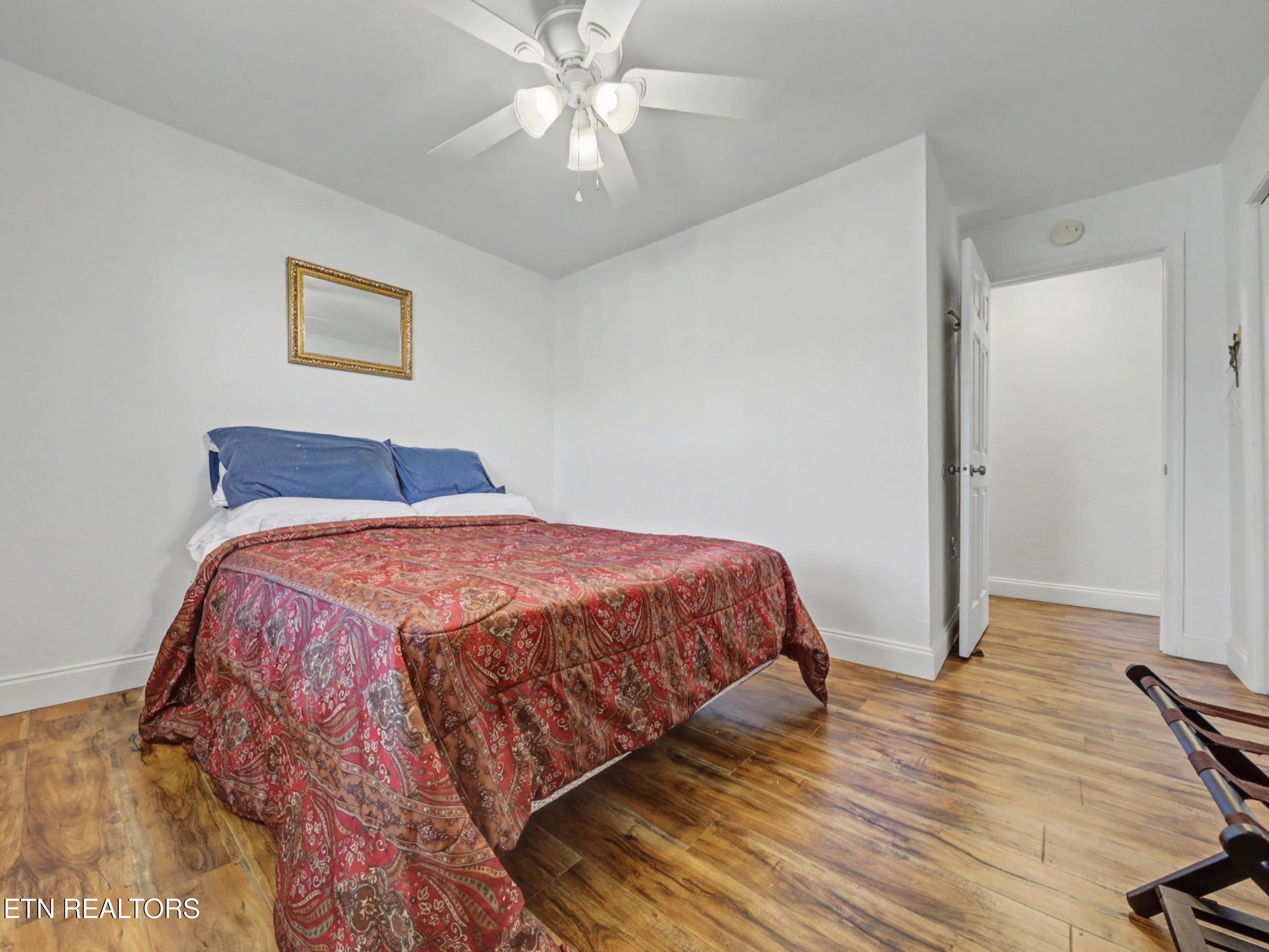 232 Farris Circle Lafollette TN 37766