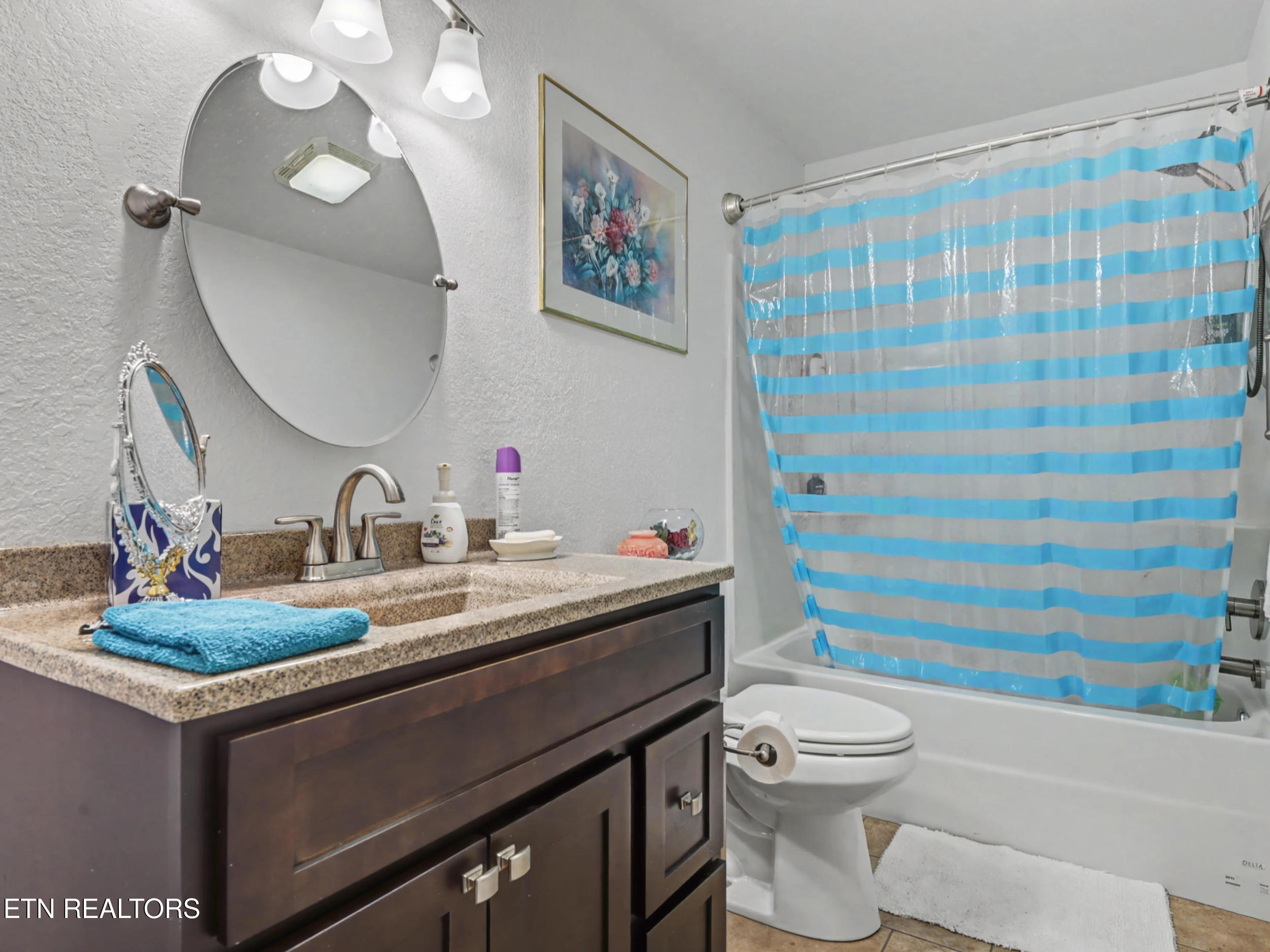 232 Farris Circle Lafollette TN 37766