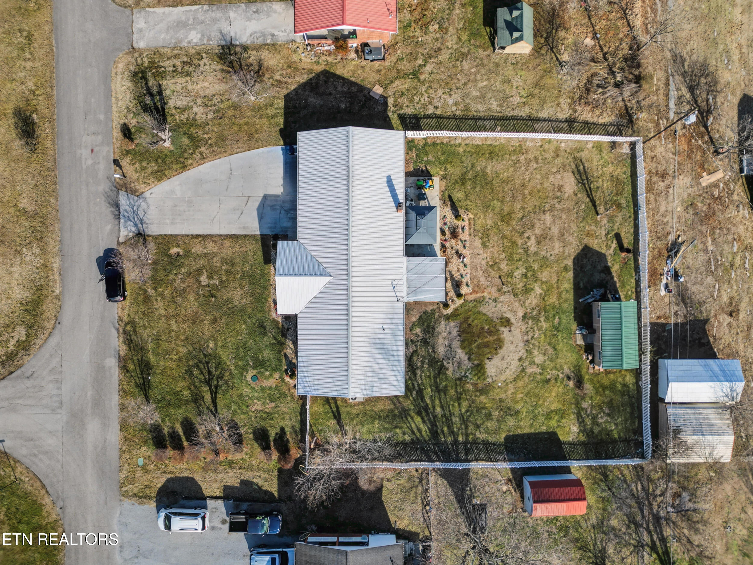 232 Farris Circle Lafollette TN 37766