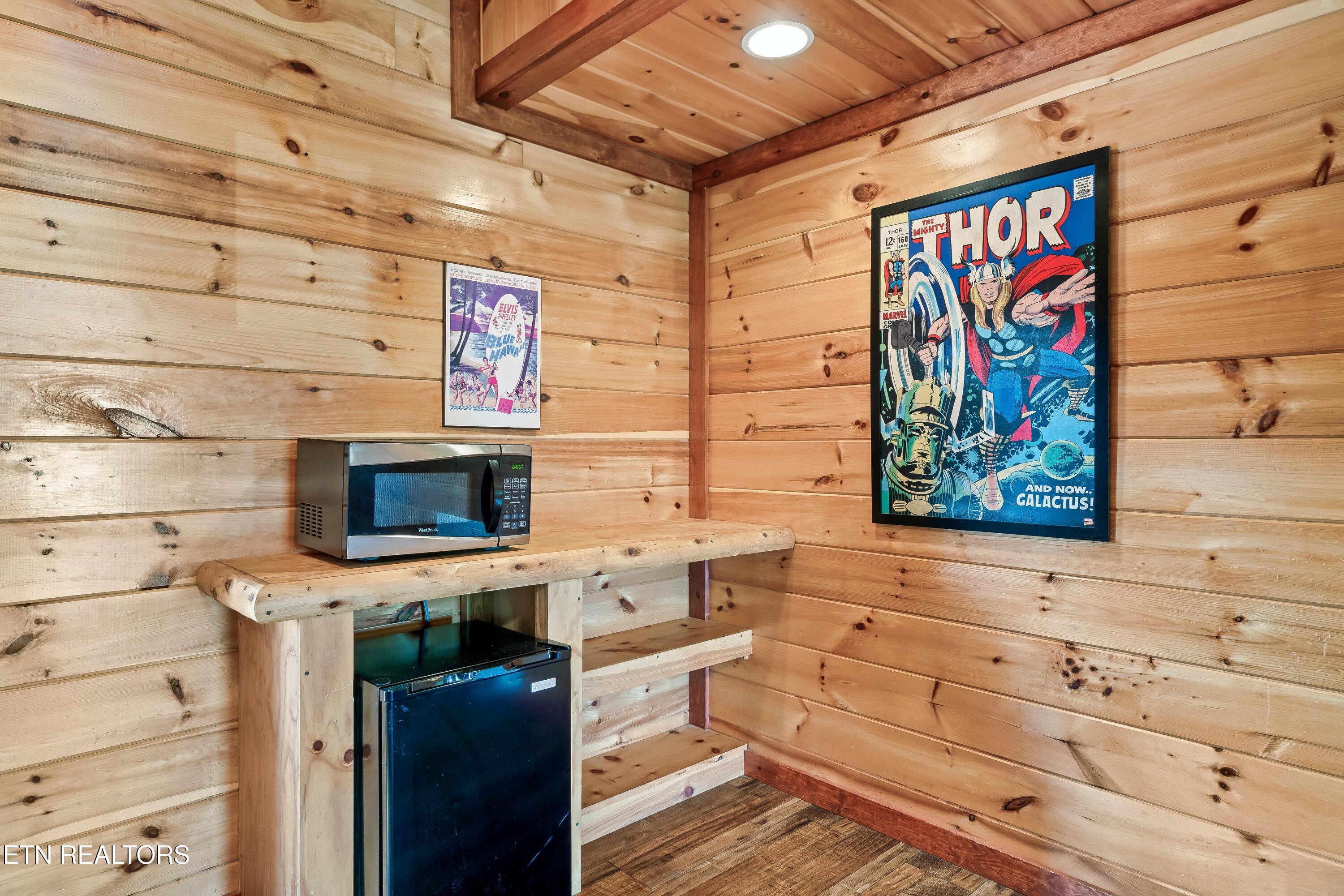 1242 Bird Nest Way Sevierville TN 37862