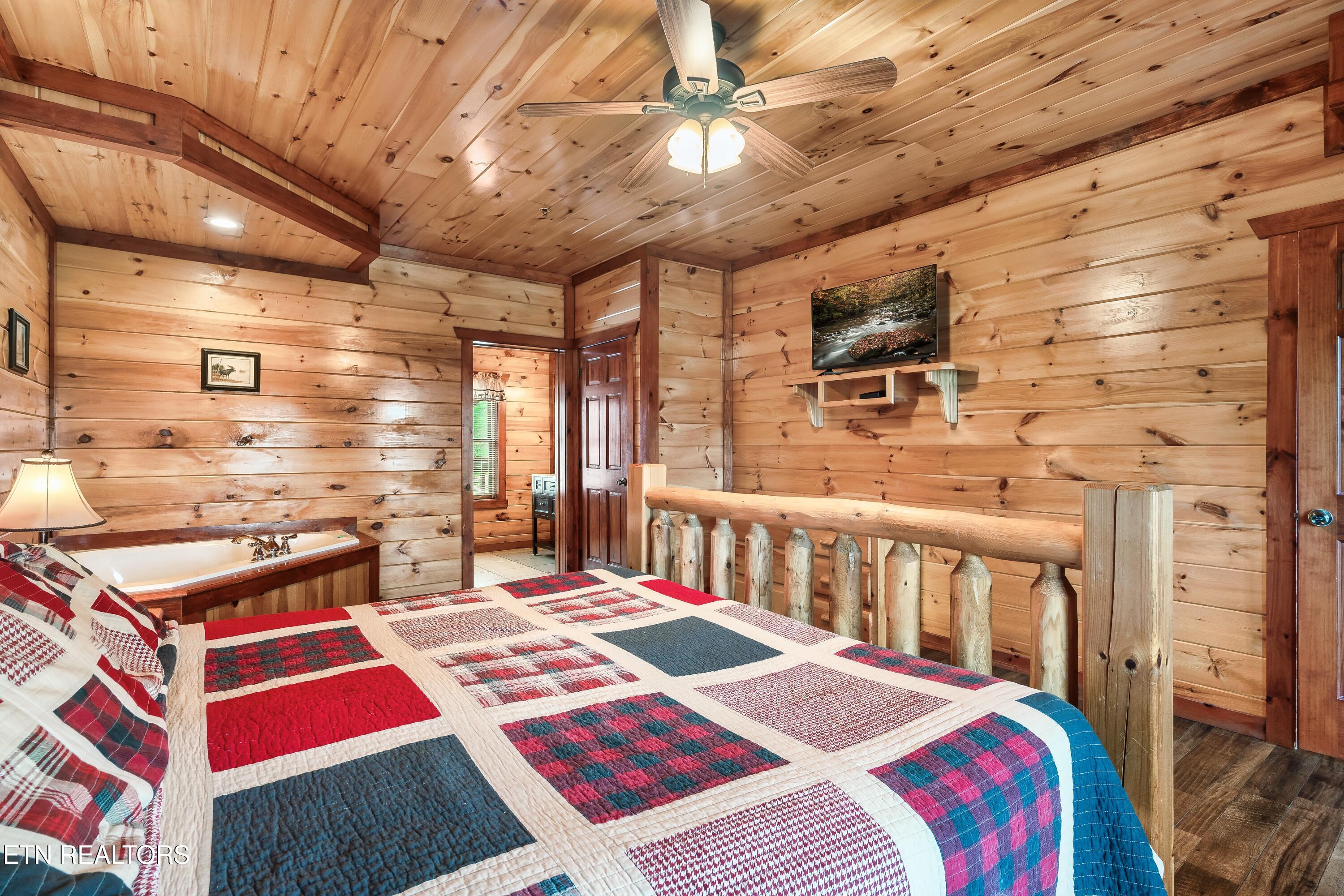 1242 Bird Nest Way Sevierville TN 37862