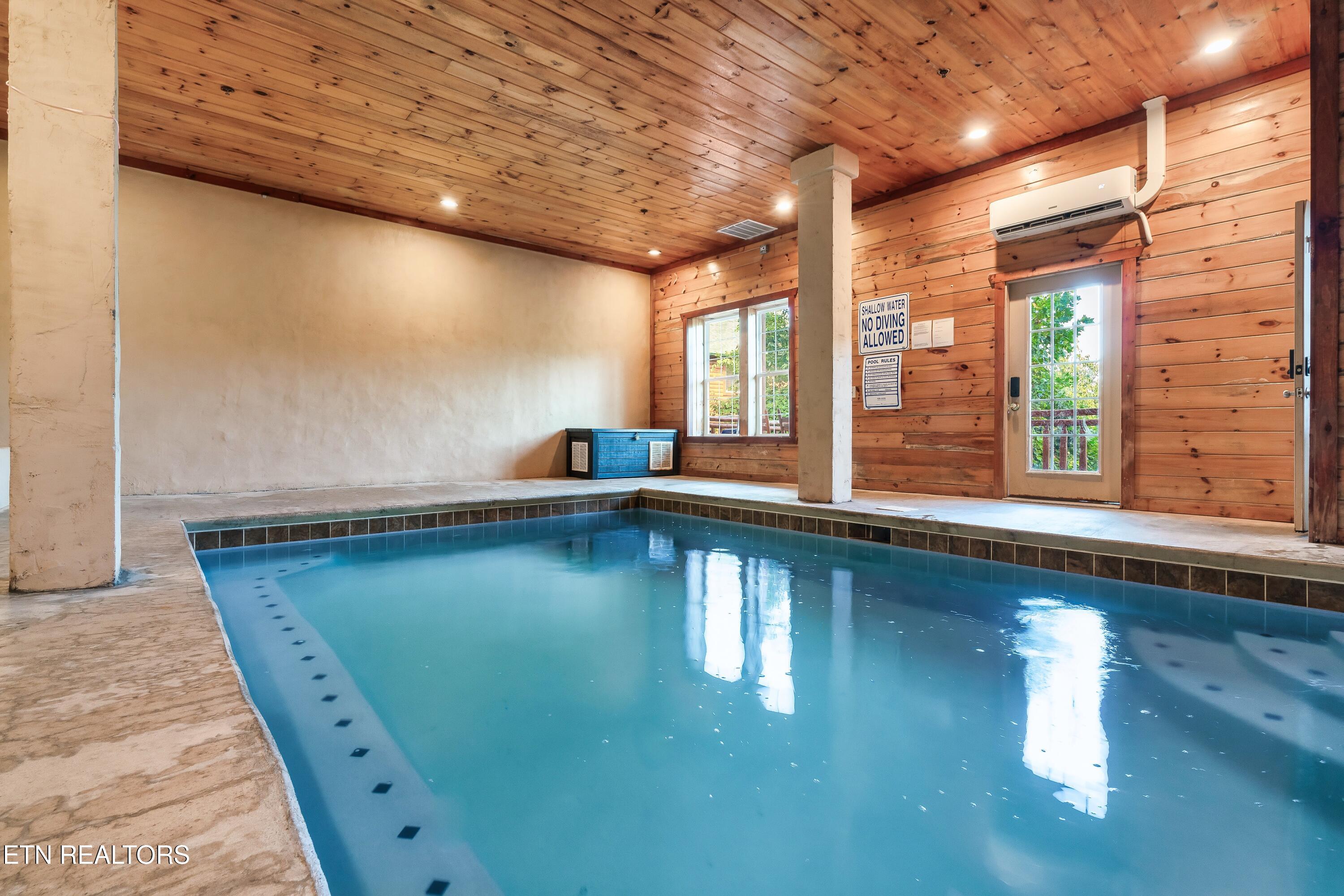 1242 Bird Nest Way Sevierville TN 37862