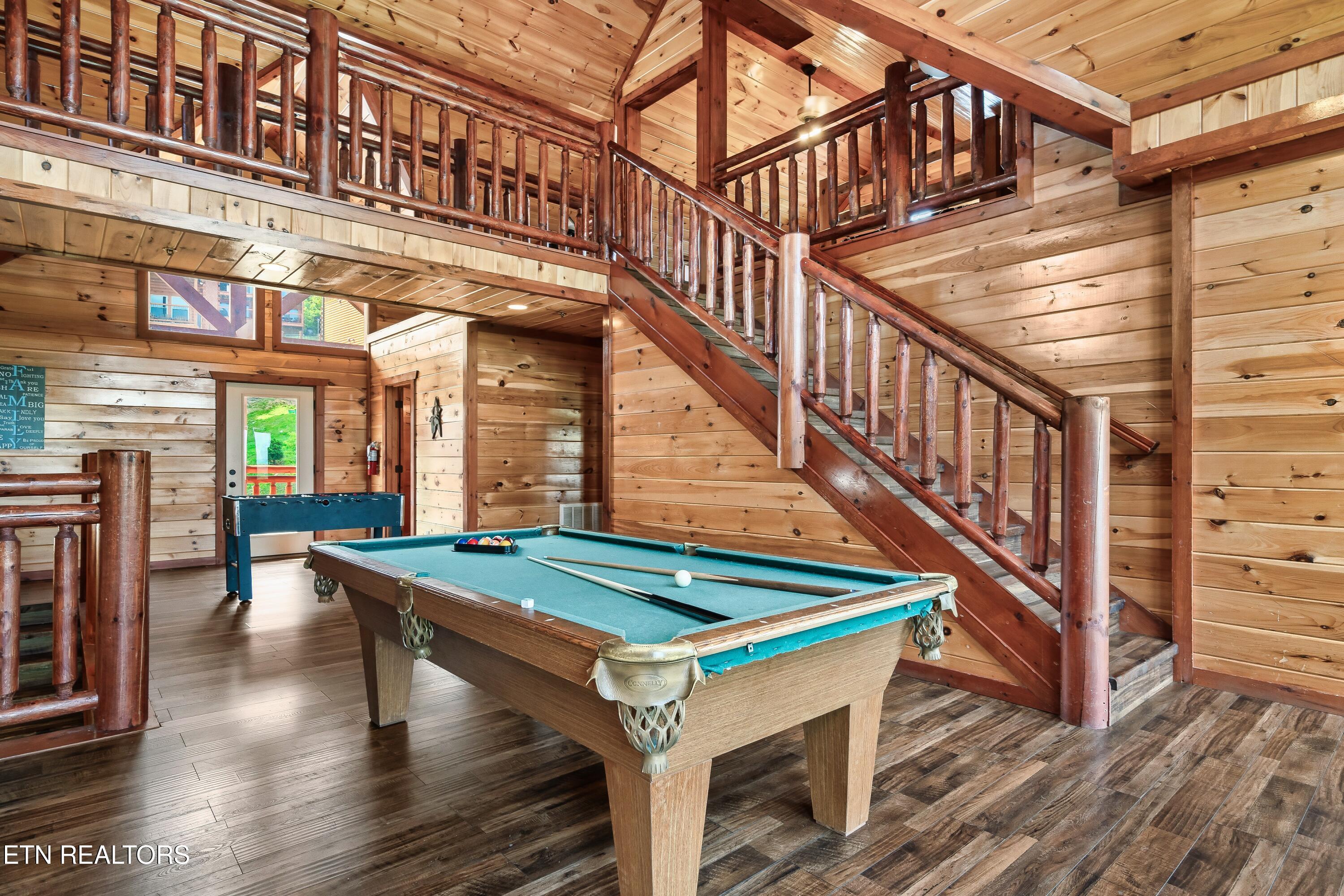 1242 Bird Nest Way Sevierville TN 37862