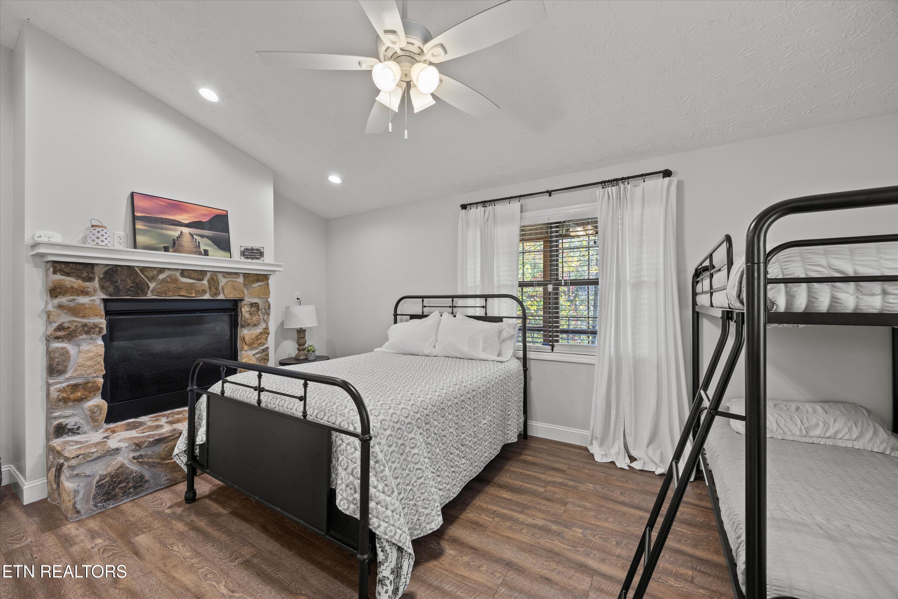 1305 Cove Pointe Road Lafollette TN 37766