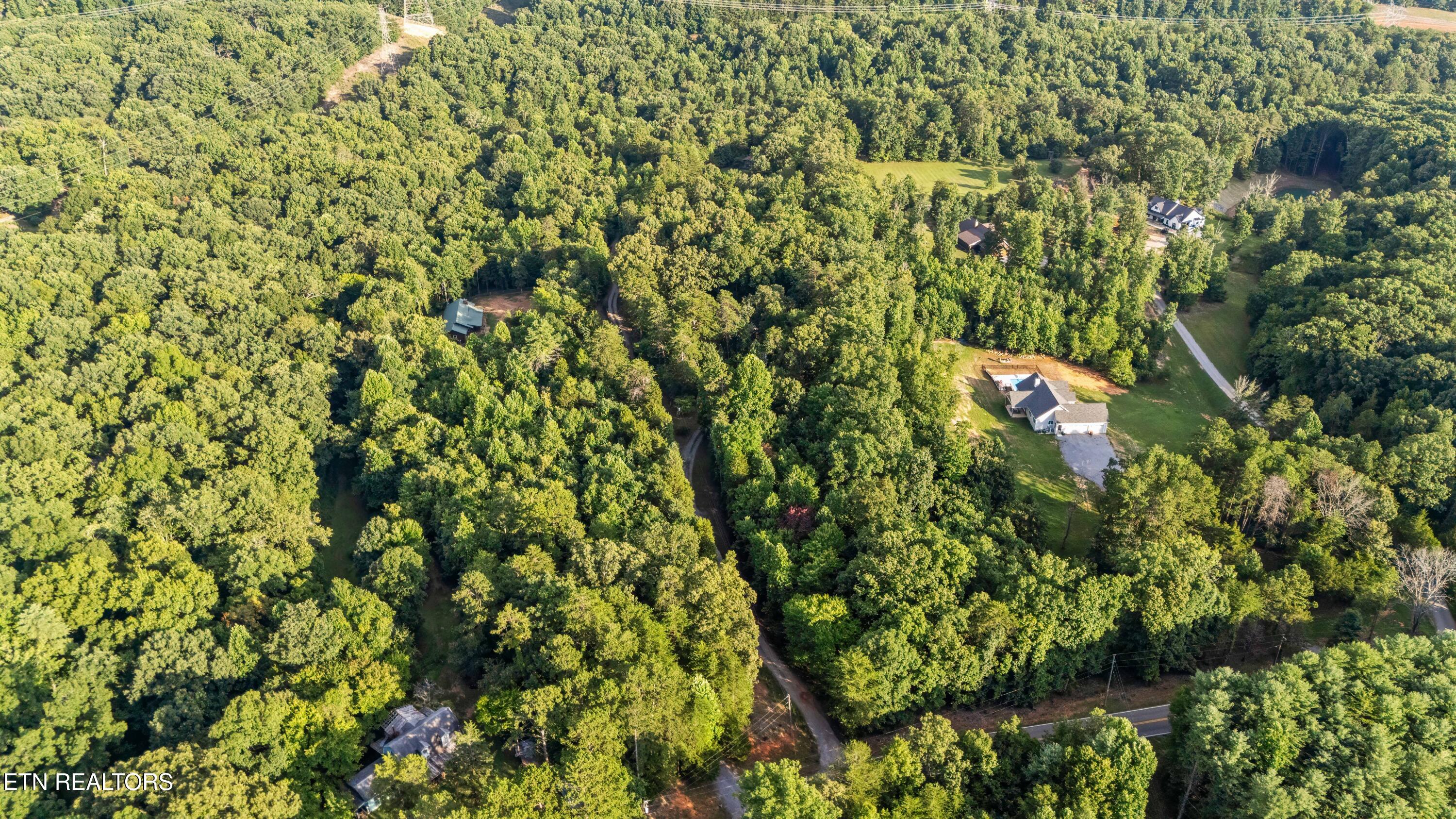 9809 Fairview Road Lenoir City TN 37772
