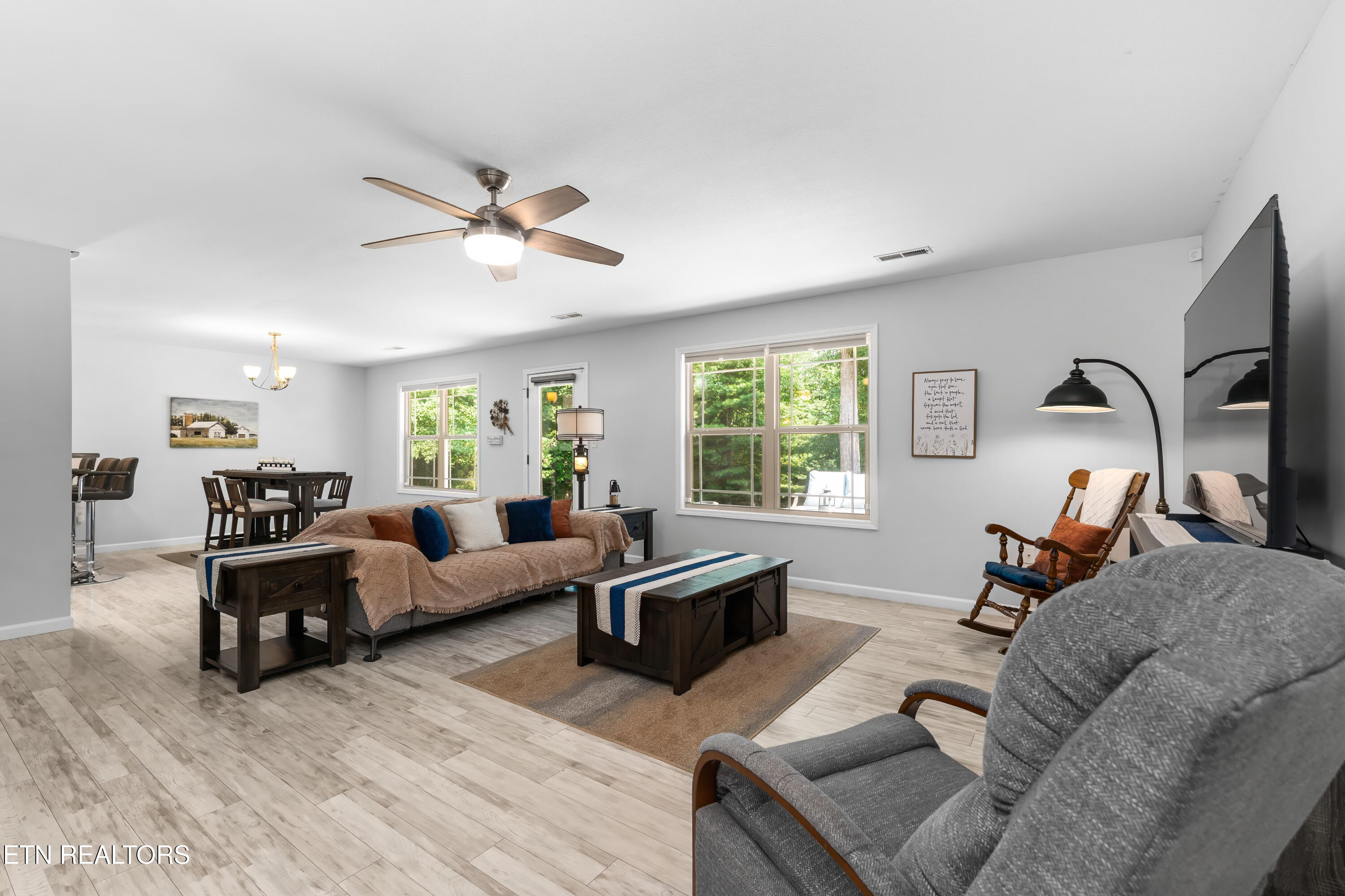 190 Logan Lane Oneida TN 37841
