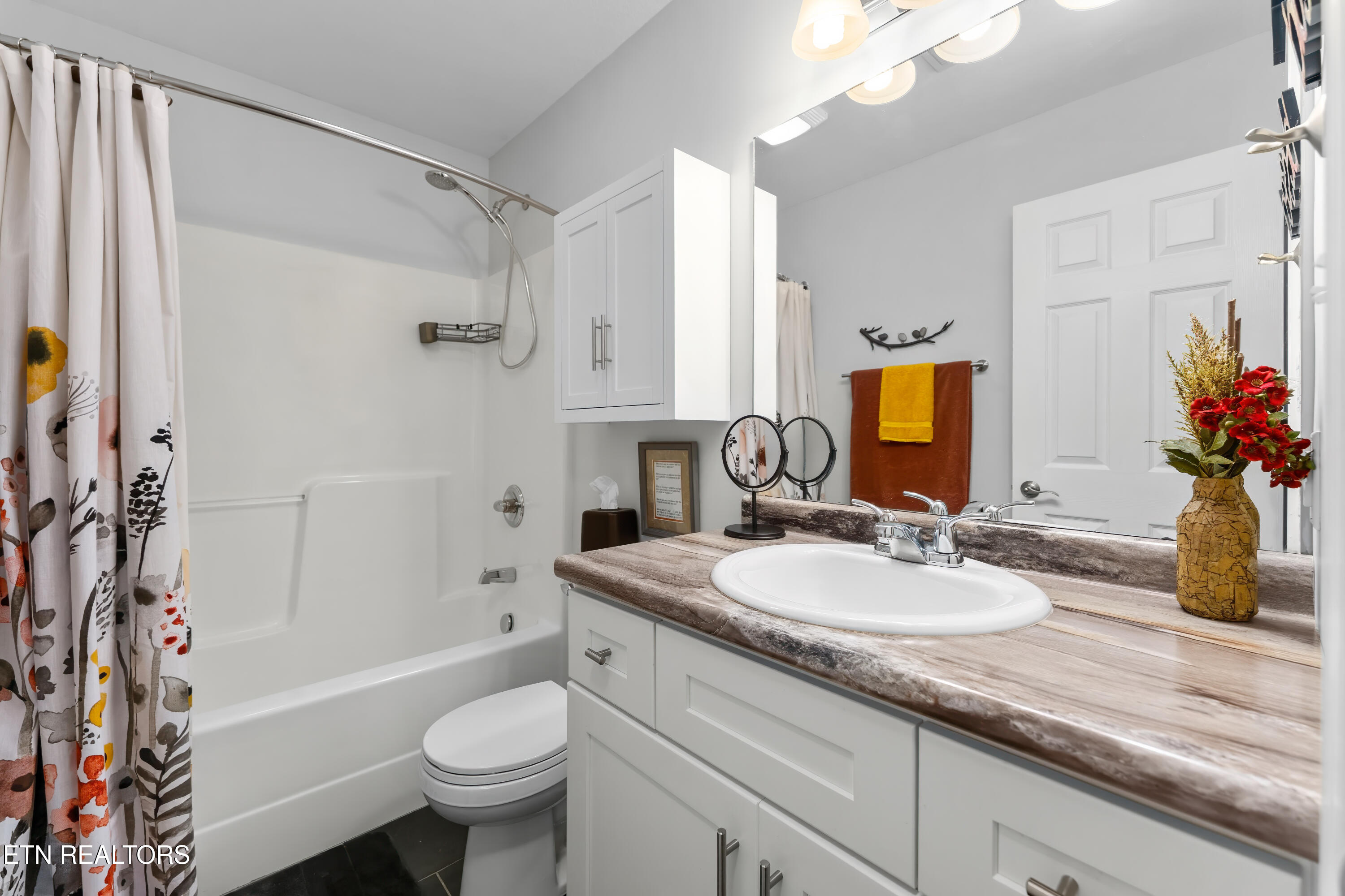 190 Logan Lane Oneida TN 37841