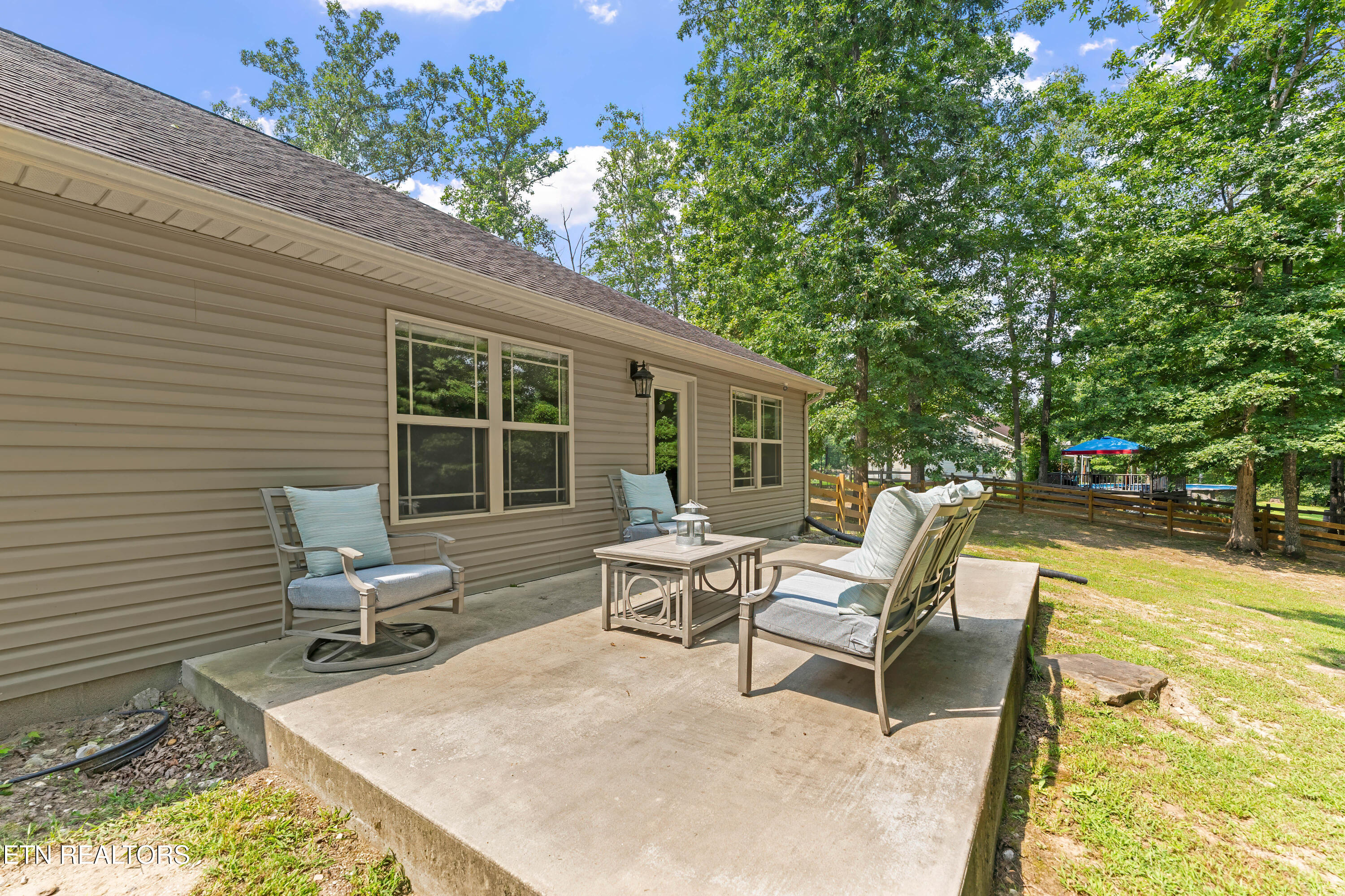 190 Logan Lane Oneida TN 37841