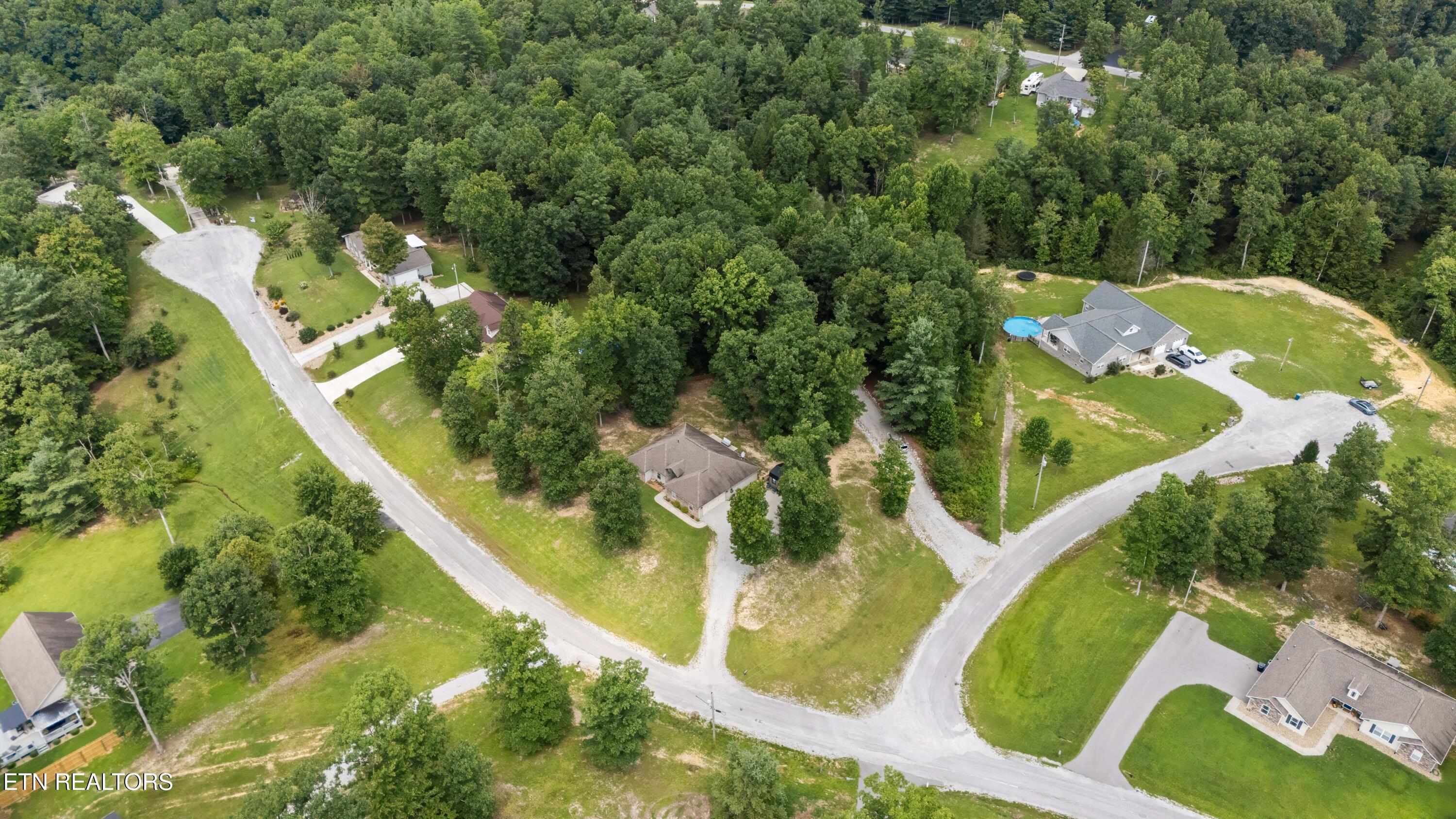 190 Logan Lane Oneida TN 37841