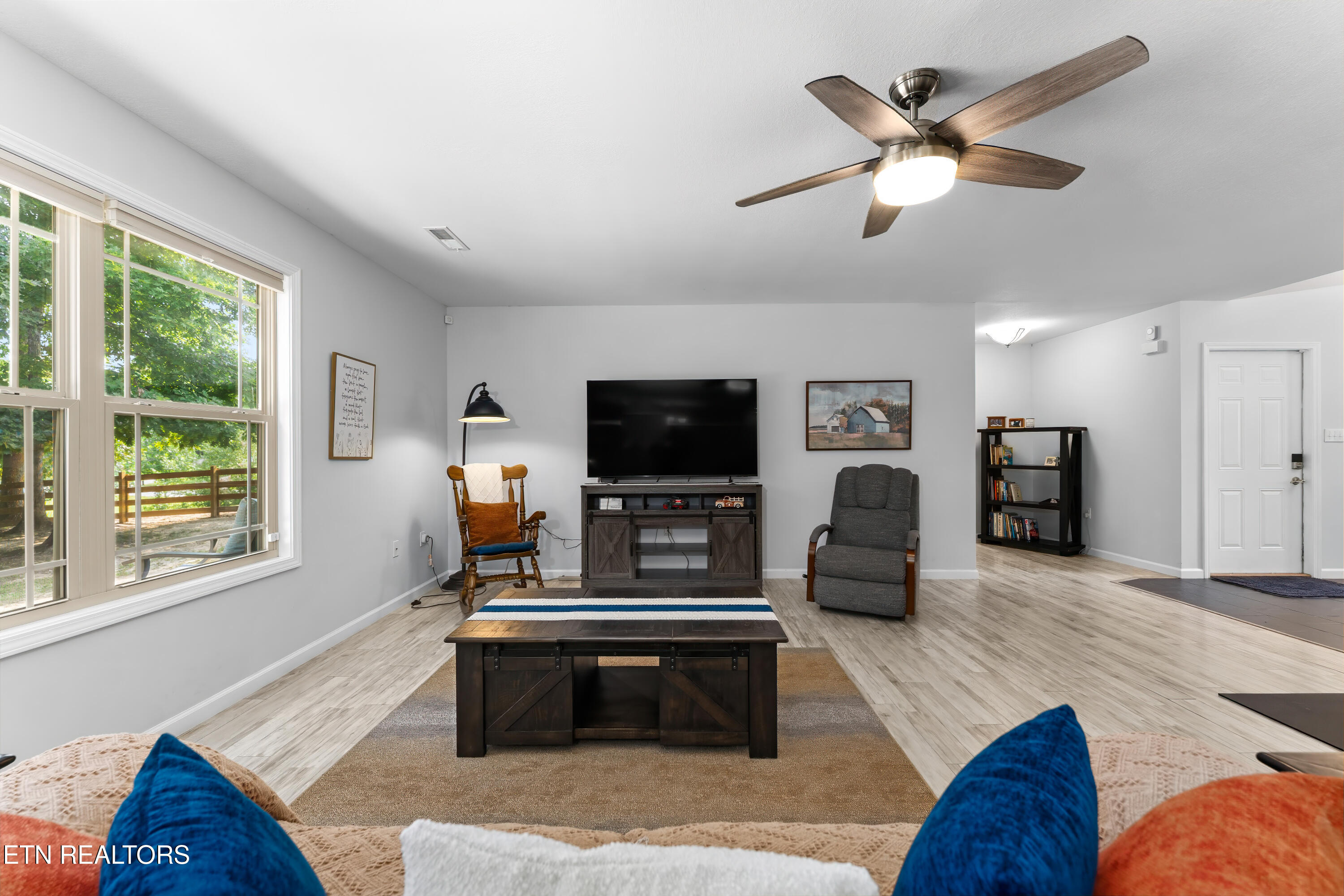 190 Logan Lane Oneida TN 37841