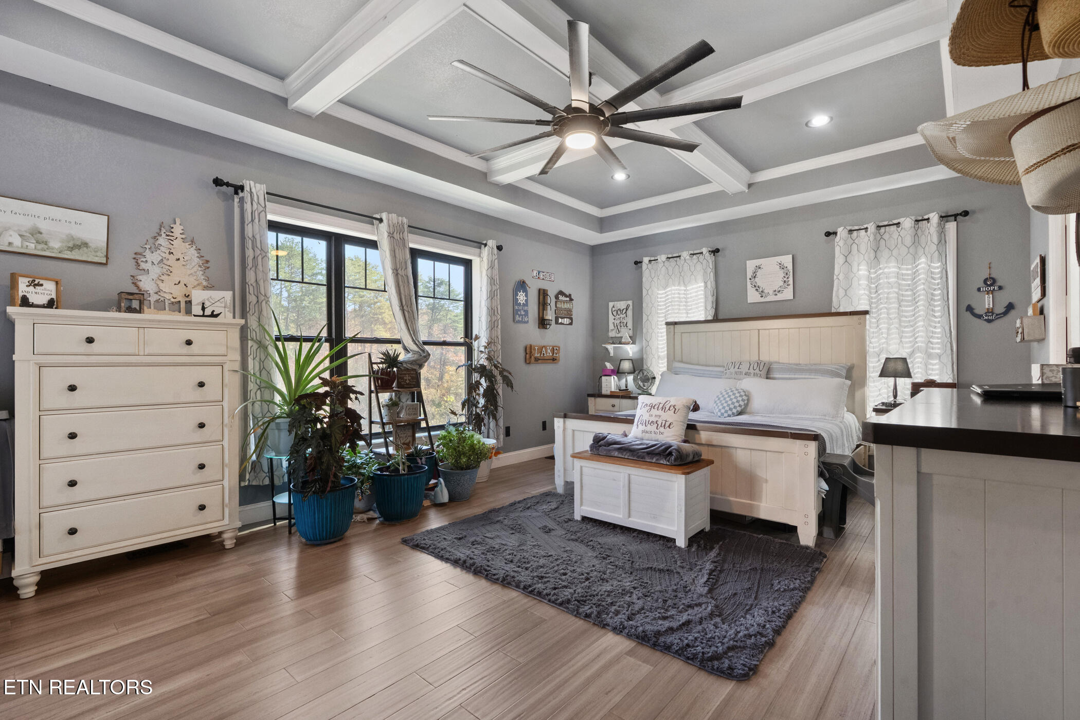 975 Lake Smoky Road Sevierville TN 37876