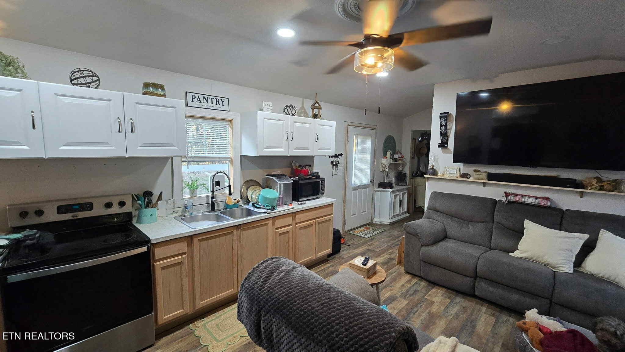 975 Lake Smoky Road Sevierville TN 37876