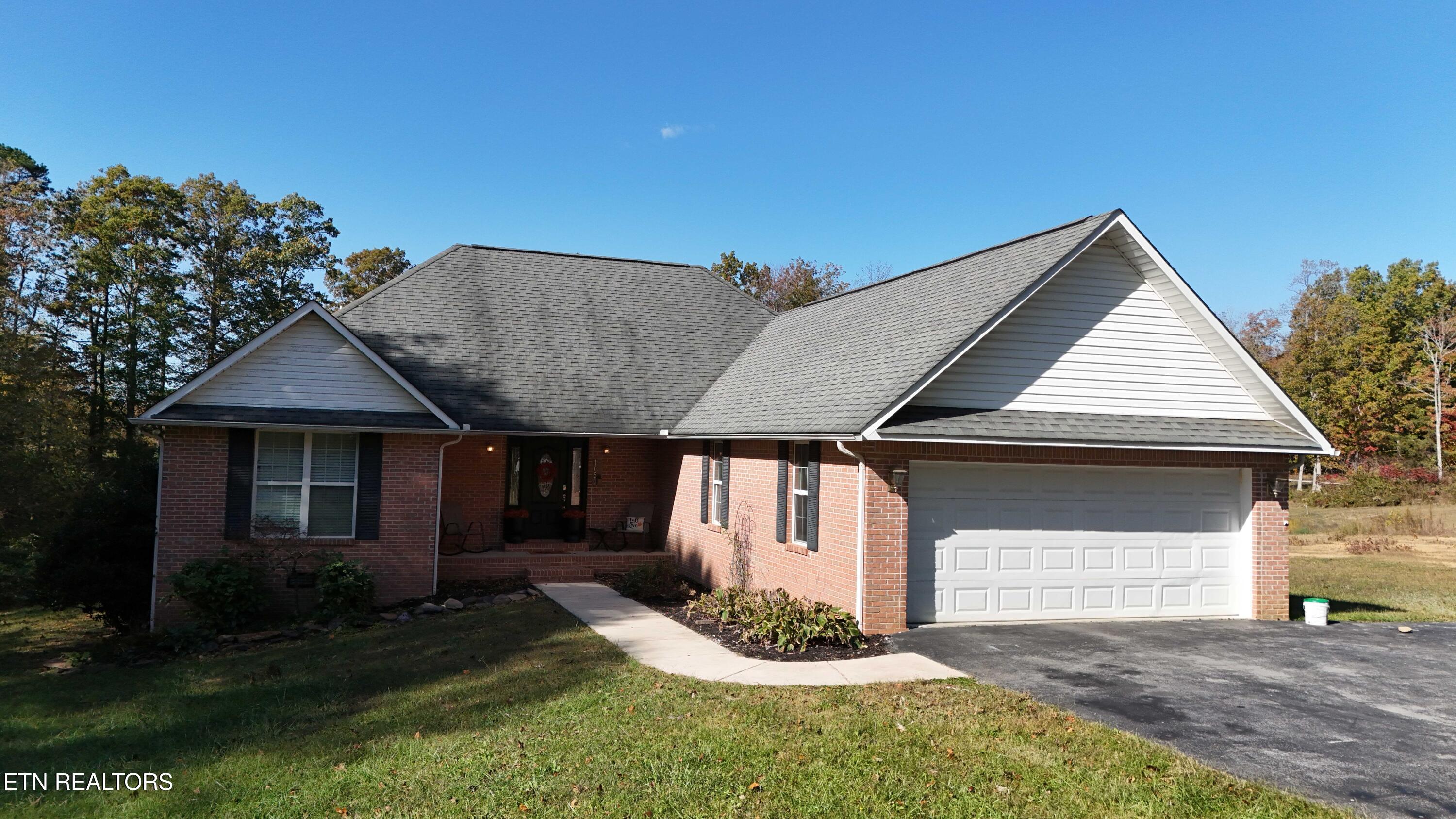 1050 Jane Phillips Road Oneida TN 37841