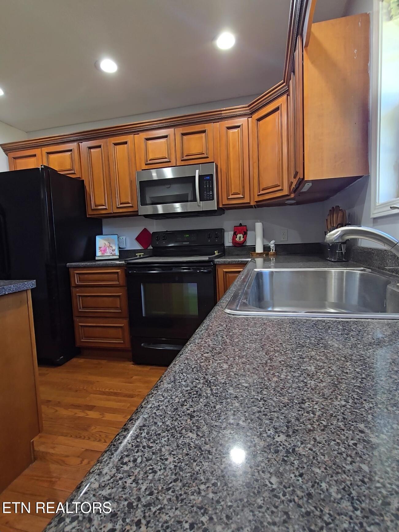 1050 Jane Phillips Road Oneida TN 37841