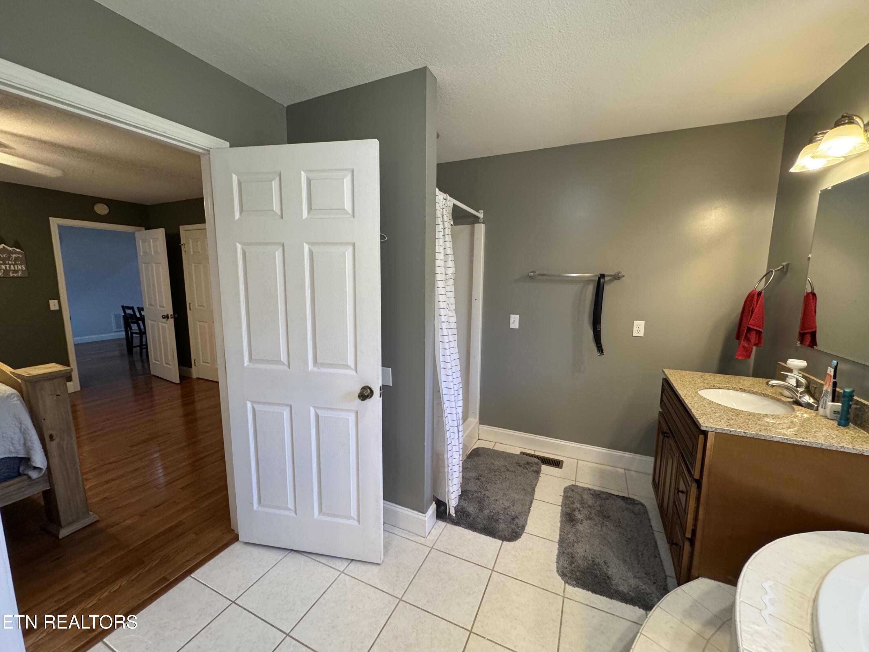 1050 Jane Phillips Road Oneida TN 37841