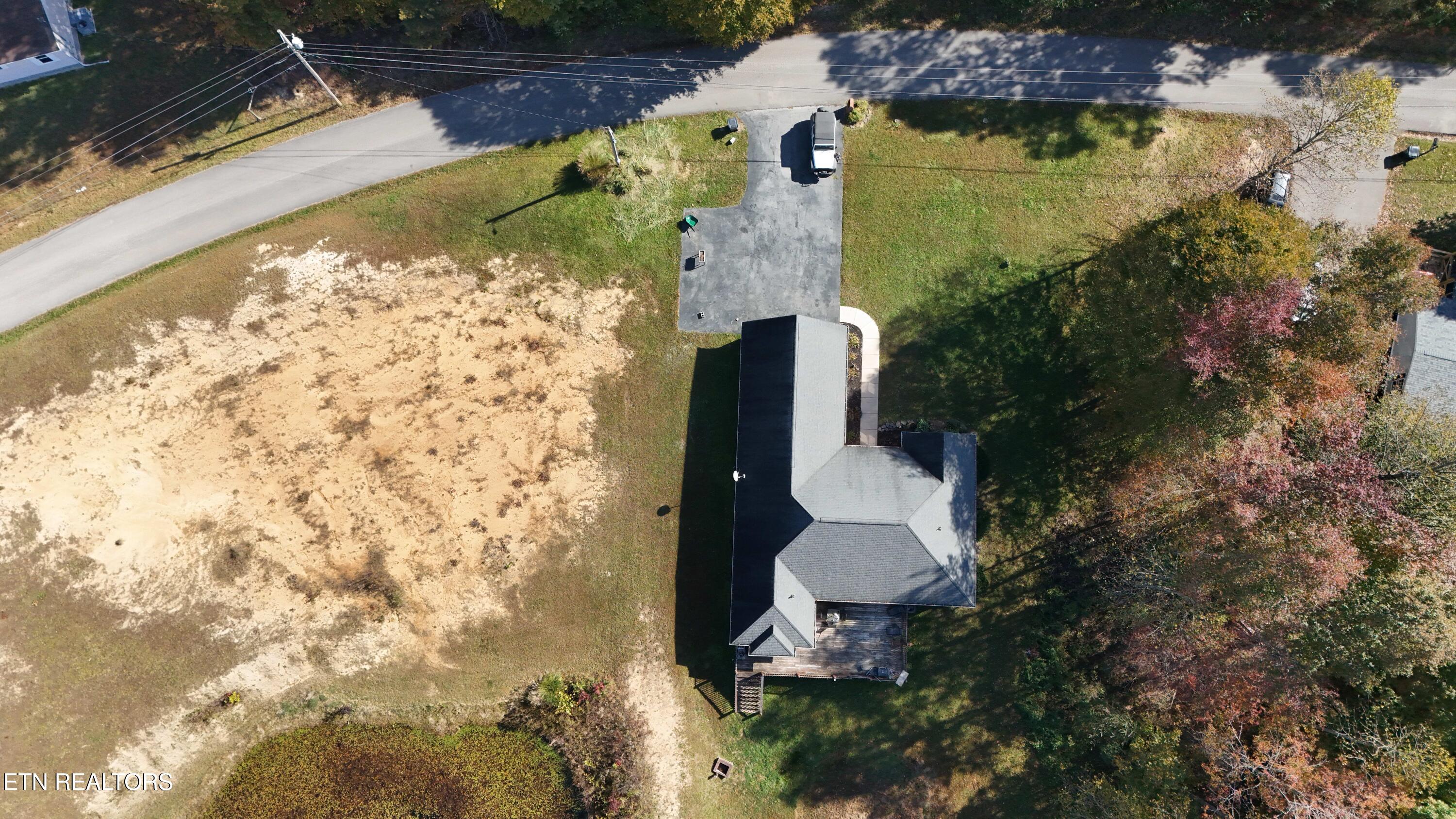 1050 Jane Phillips Road Oneida TN 37841