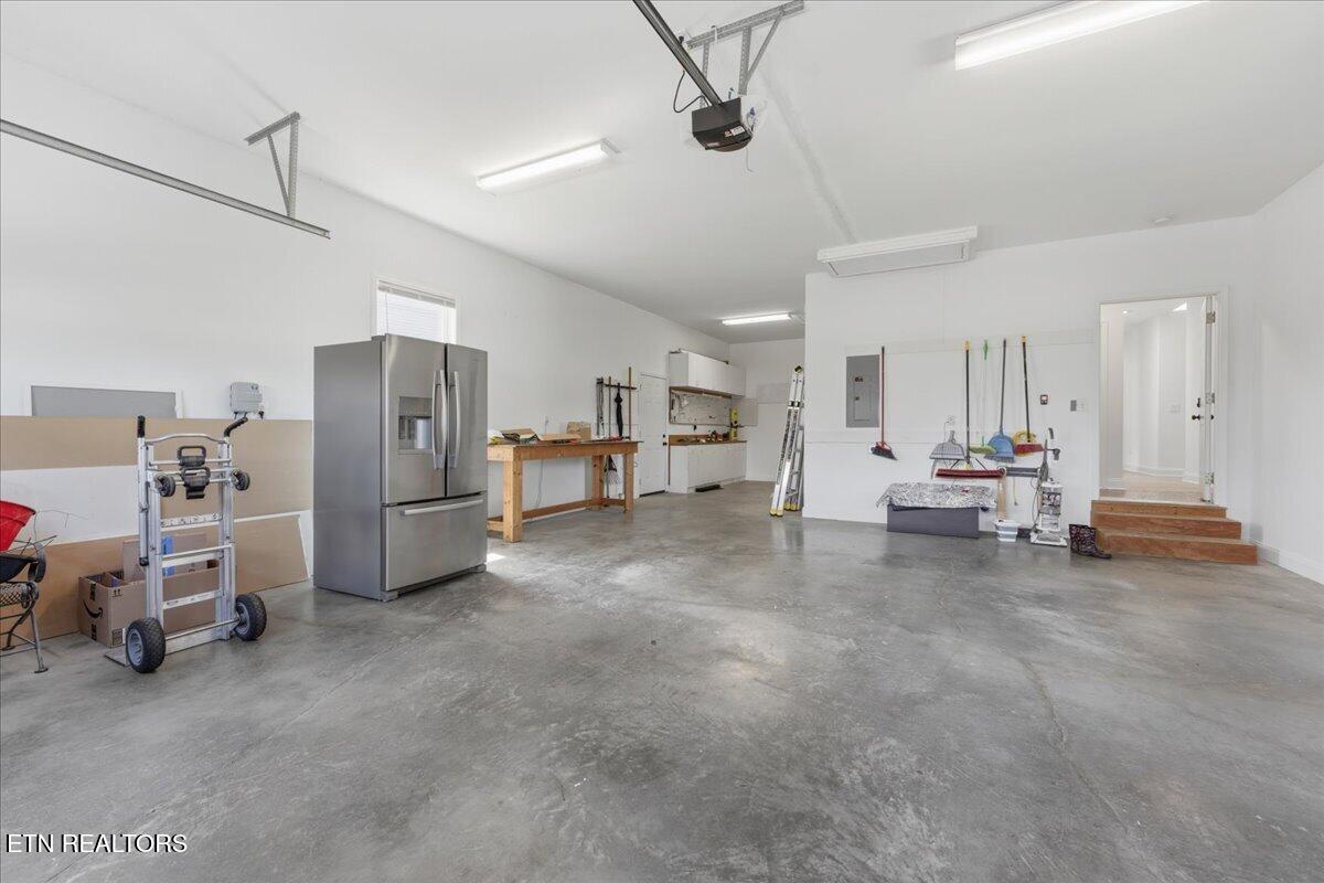 211 Chogi Lane Loudon TN 37774