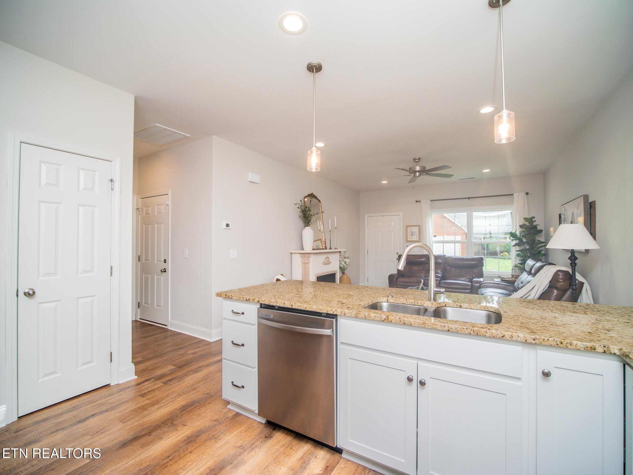 496 Jacksonian Way Lenoir City TN 37772