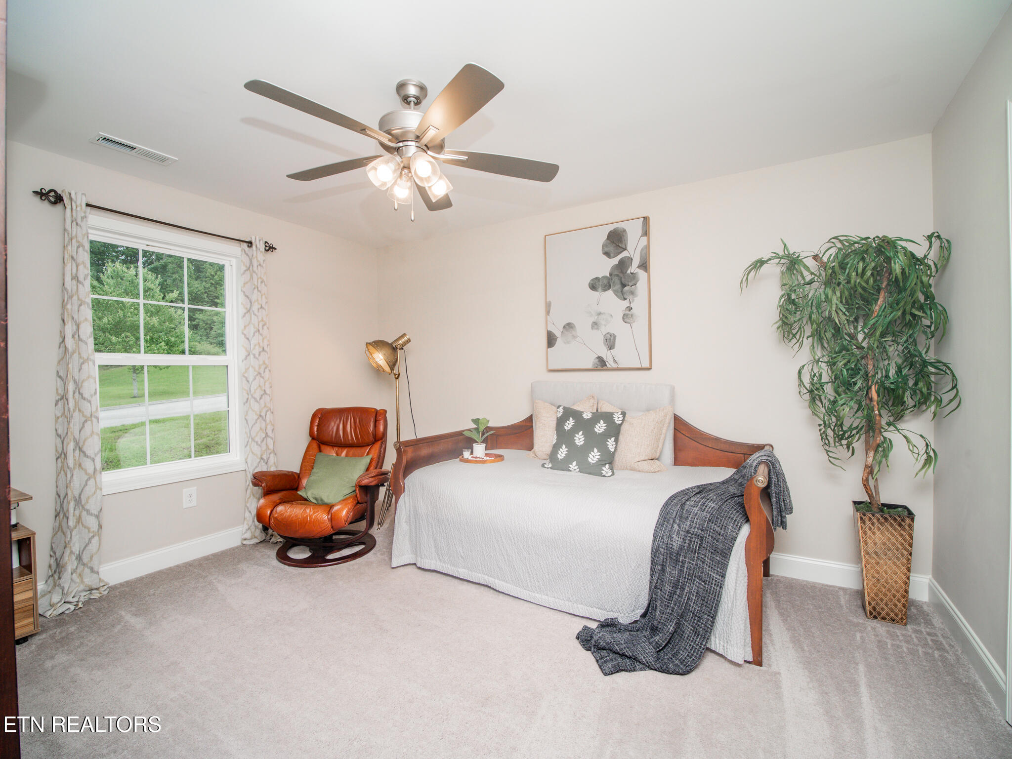 496 Jacksonian Way Lenoir City TN 37772