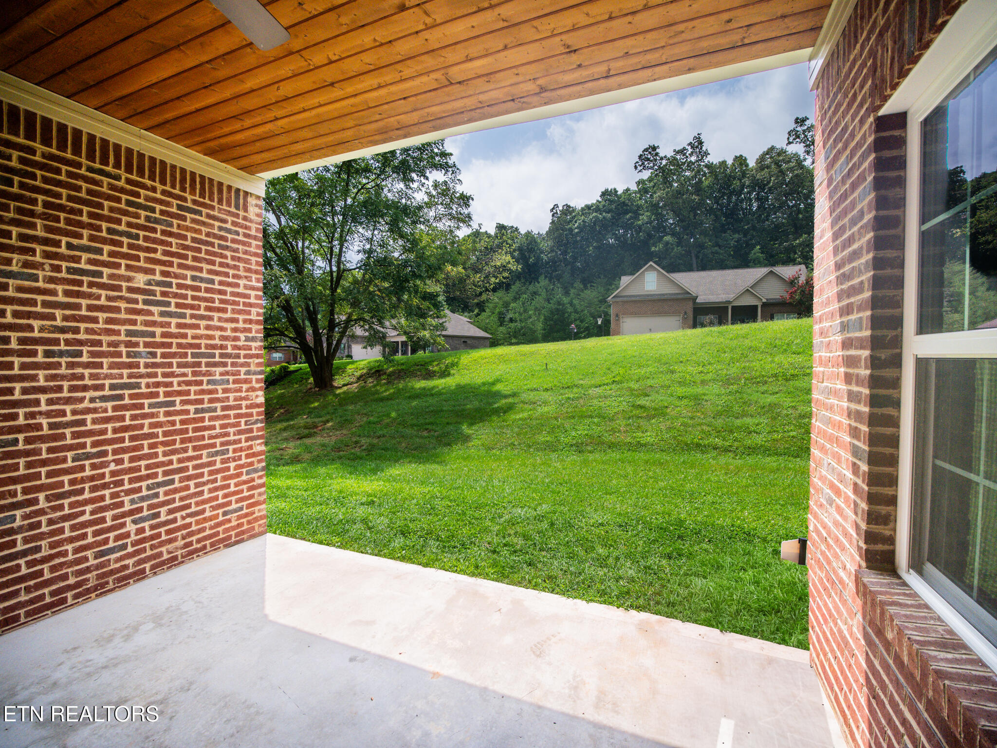 496 Jacksonian Way Lenoir City TN 37772