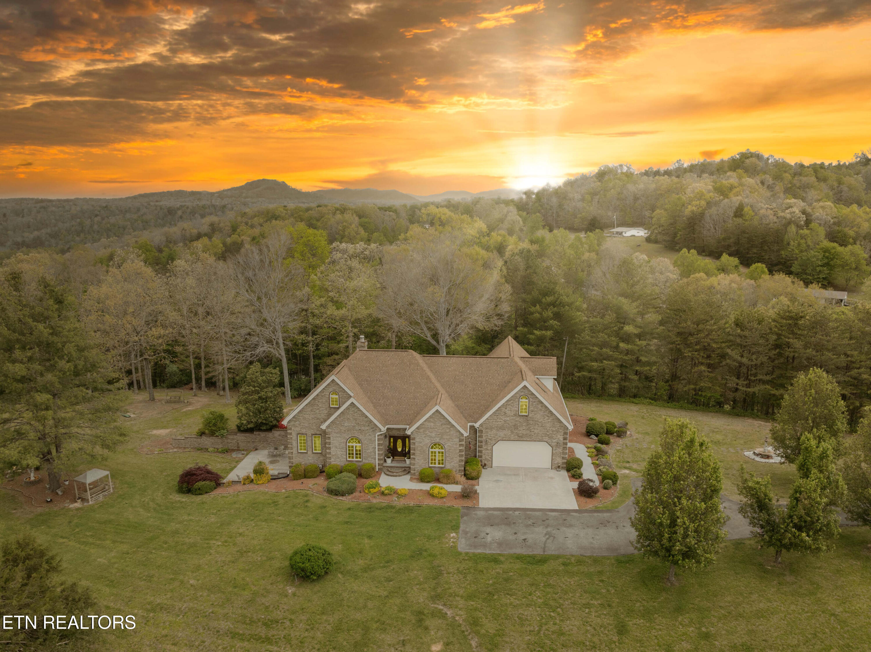 300 Lowe Road Huntsville TN 37756