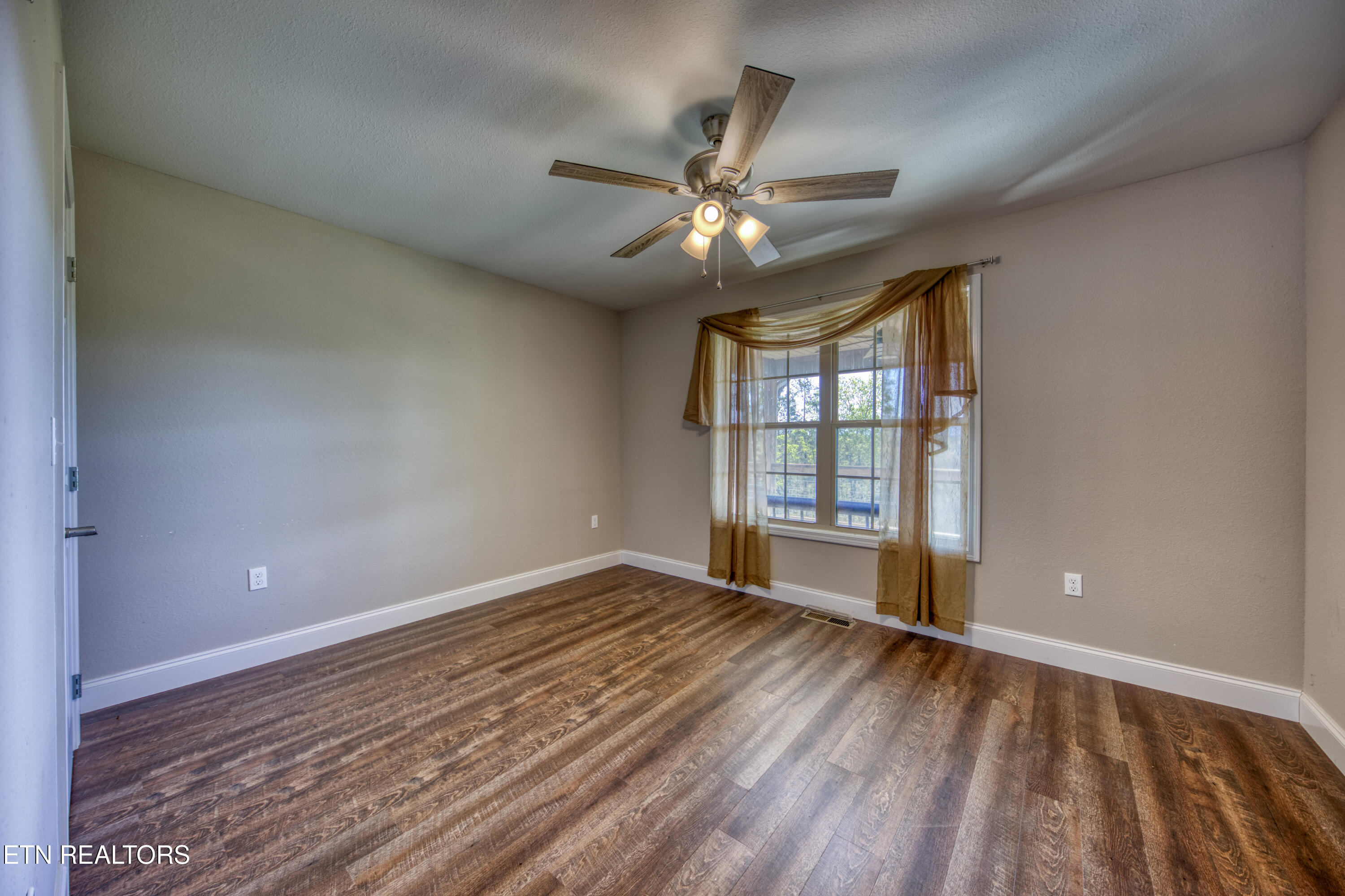 1424 Millican Grove Road Sevierville TN 37876