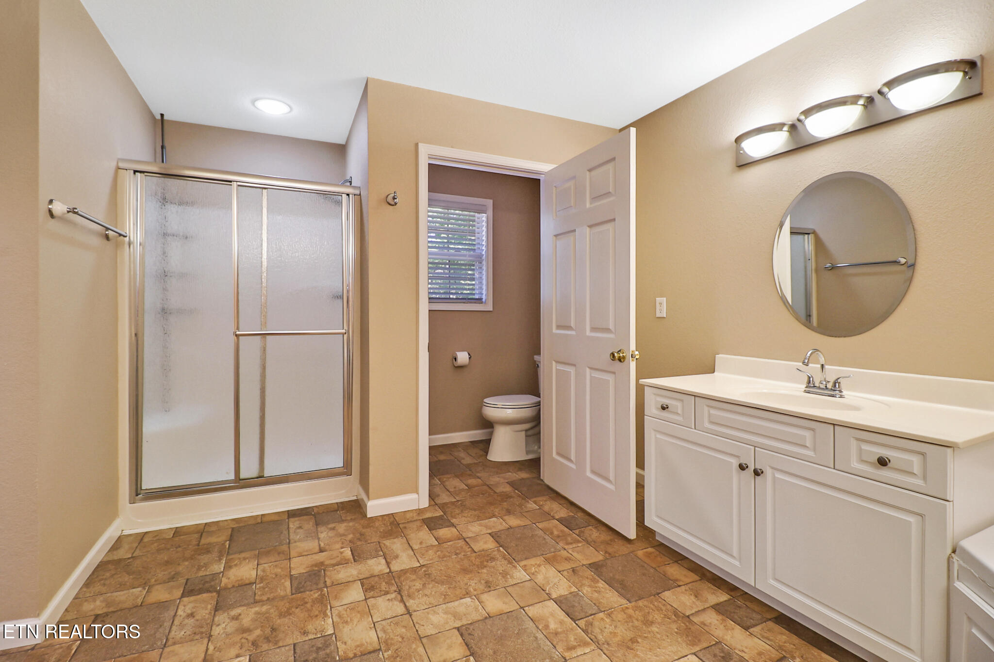338 Swallows Crossing Grimsley TN 38565