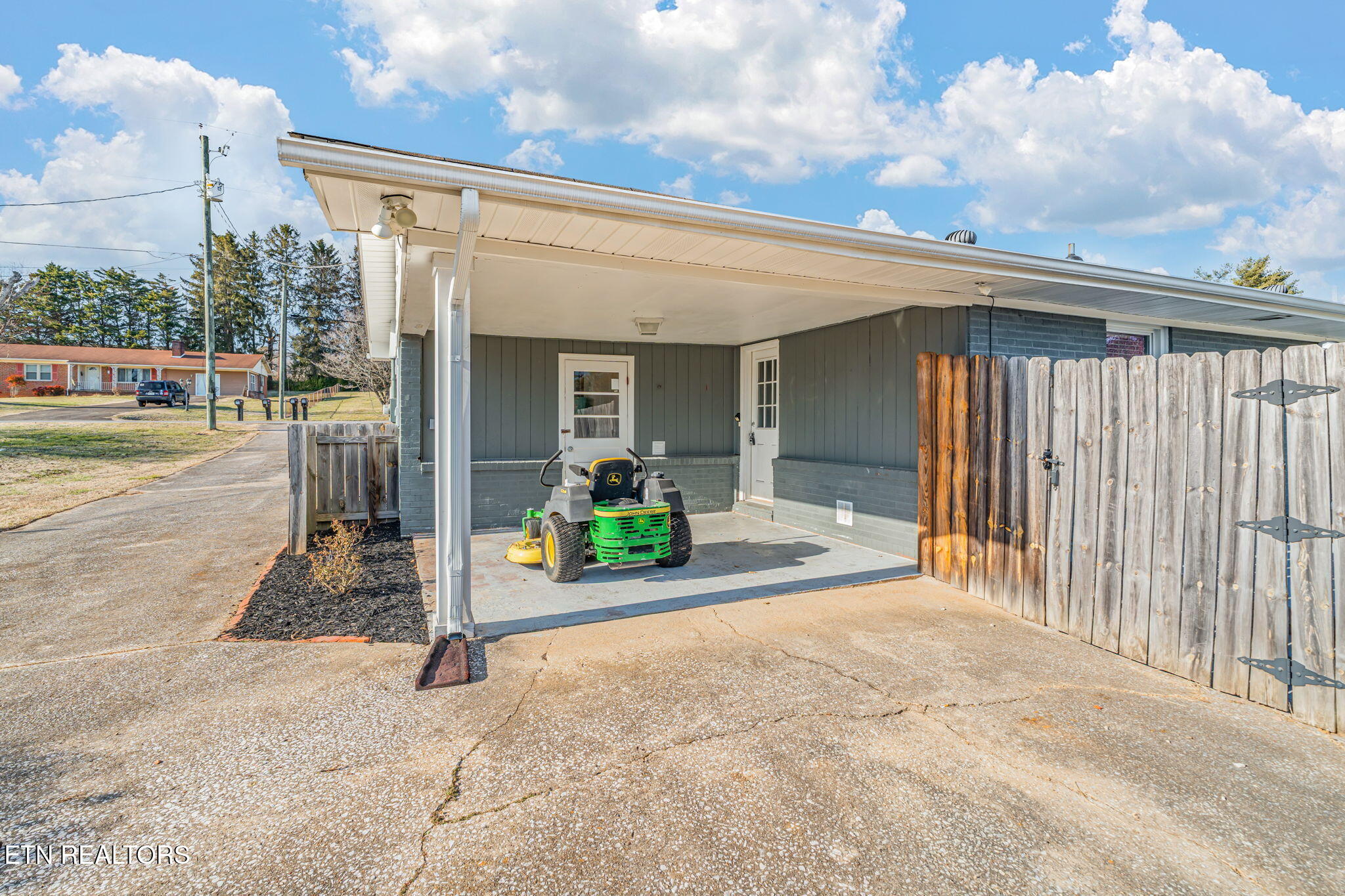 120 Madora Drive Powell TN 37849