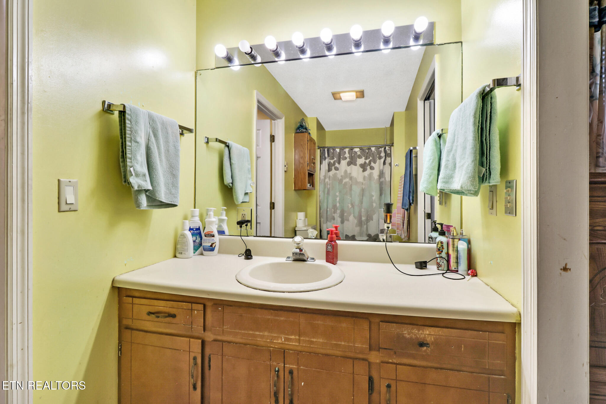 211 Chestnut Court Crossville TN 38555