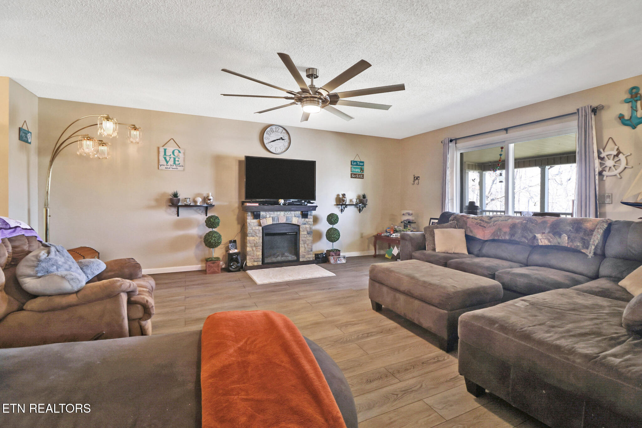 211 Chestnut Court Crossville TN 38555