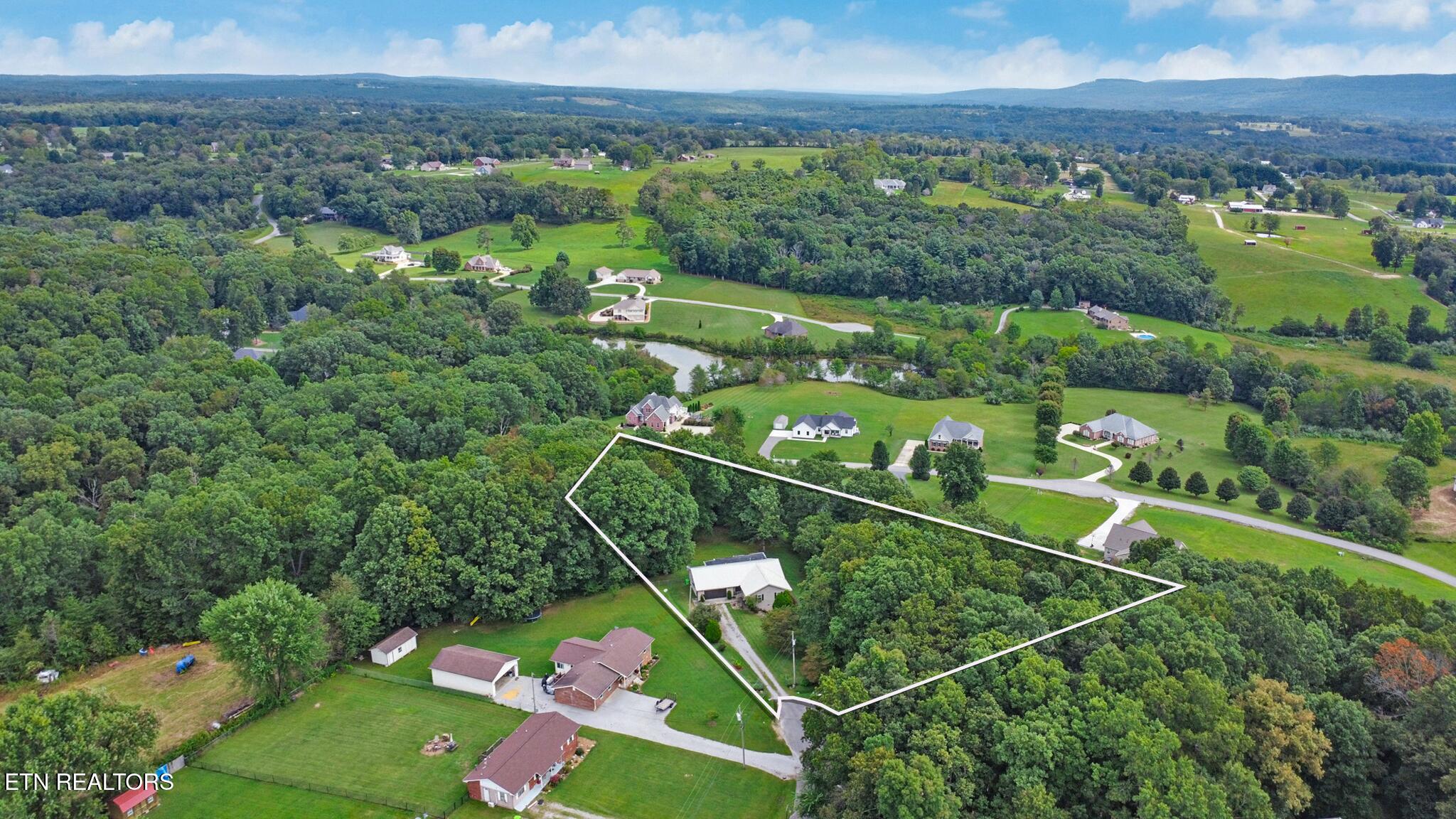211 Chestnut Court Crossville TN 38555