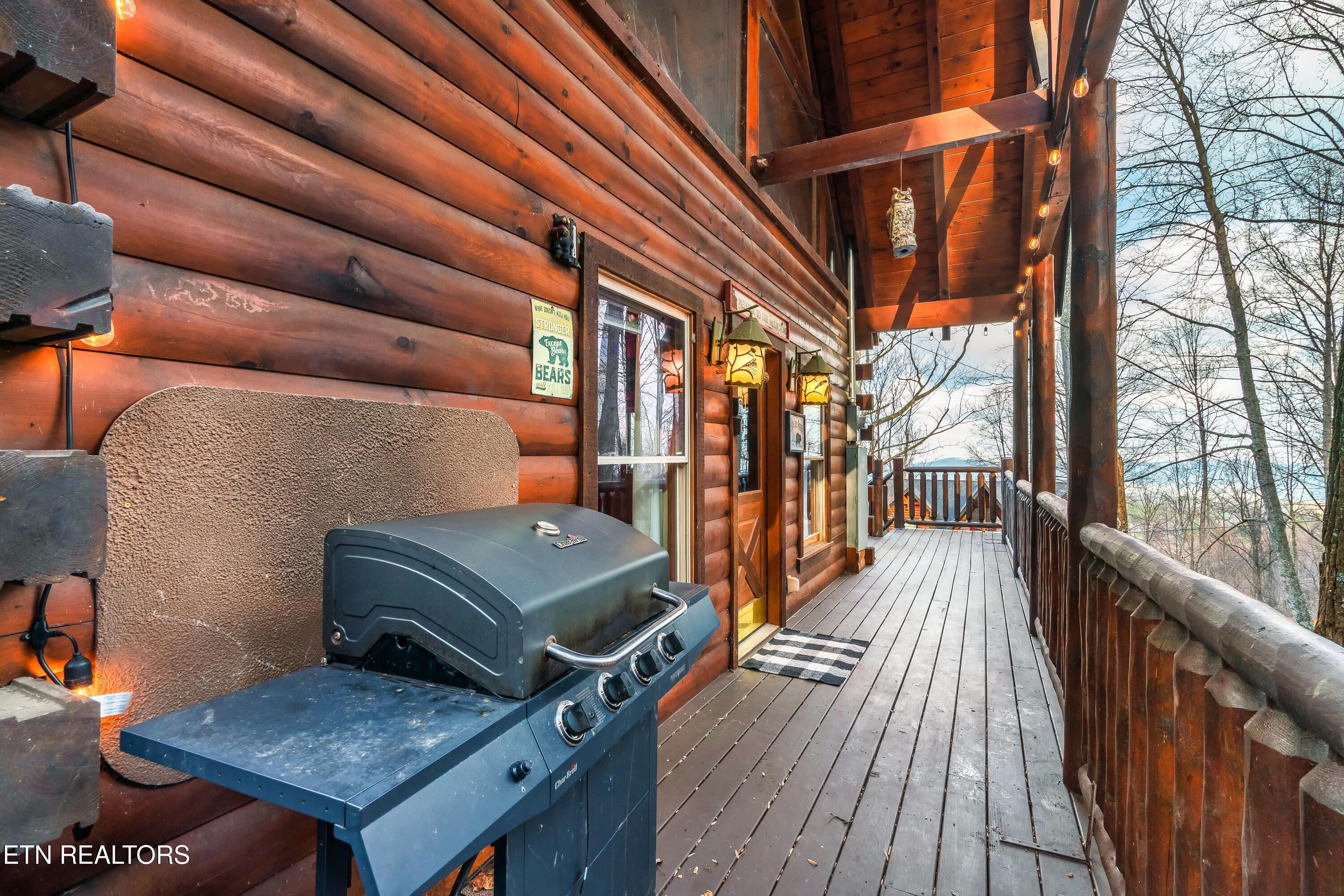 1910 Orchard Drive Sevierville TN 37876